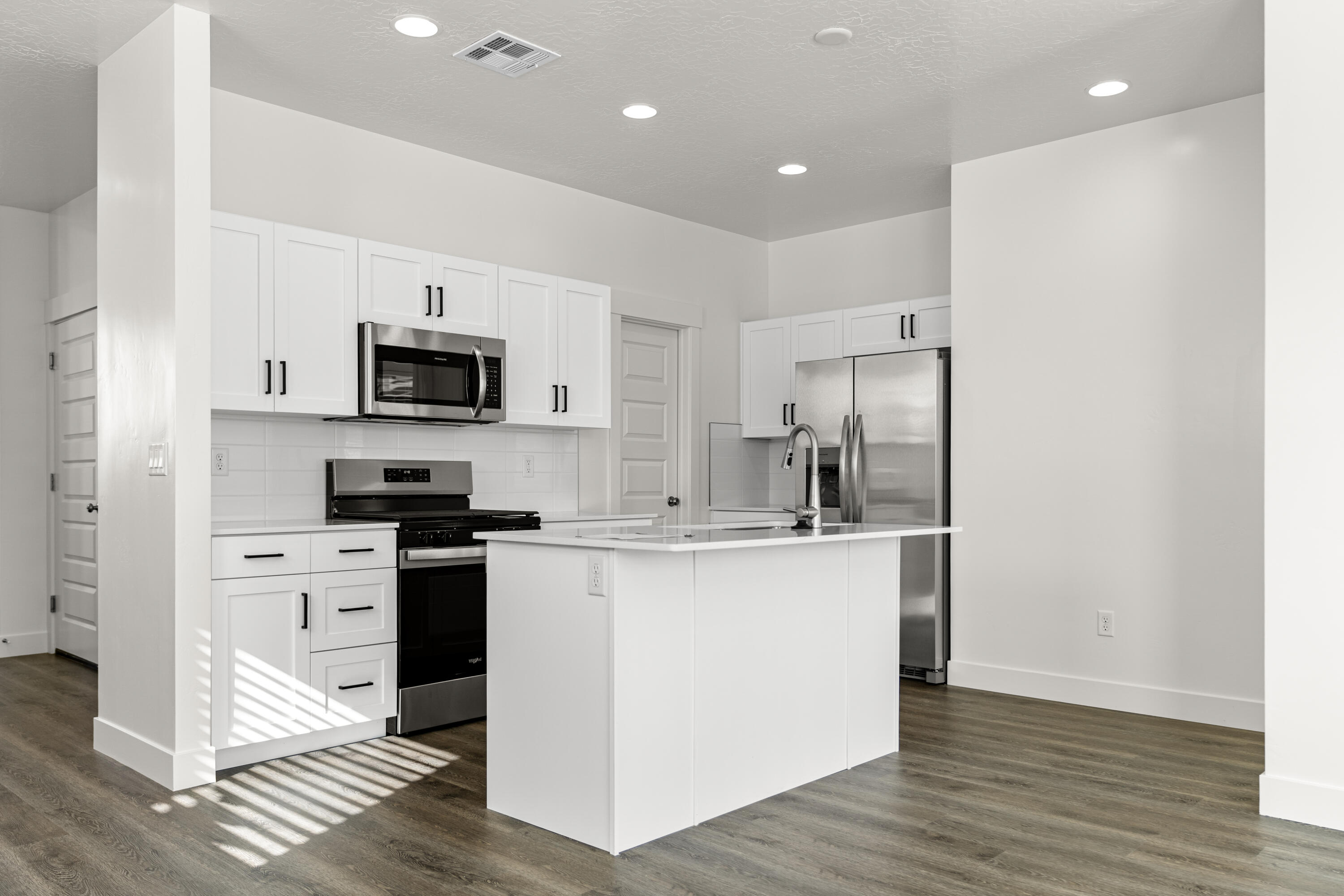 STRAWBERRY FIELDS ESTATES - Residential