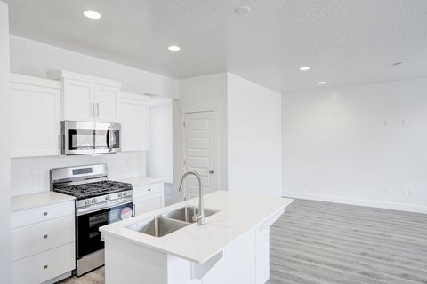 Tiny photo for Lot 104 Desert Terrace, Saint George, UT 84790 (MLS # 25-266119)