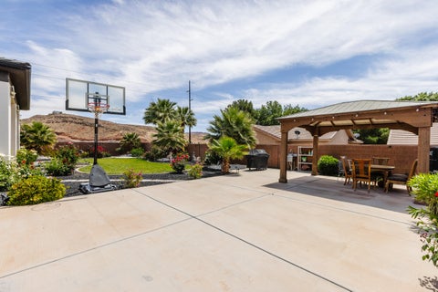 Tiny photo for 5 W ELINOR LN, Washington, UT 84780 (MLS # 26-273178)