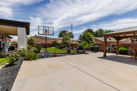Tiny photo for 5 W ELINOR LN, Washington, UT 84780 (MLS # 26-273178)