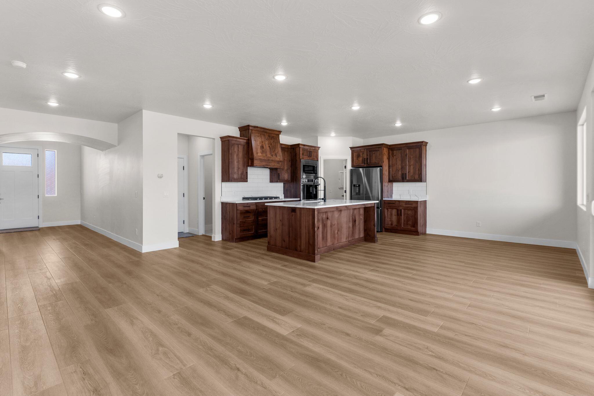 SAND HOLLOW VILLAGE - Residential