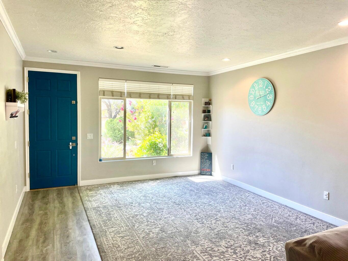 CORAL CANYON - Residential