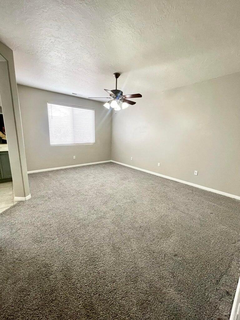 CORAL CANYON - Residential