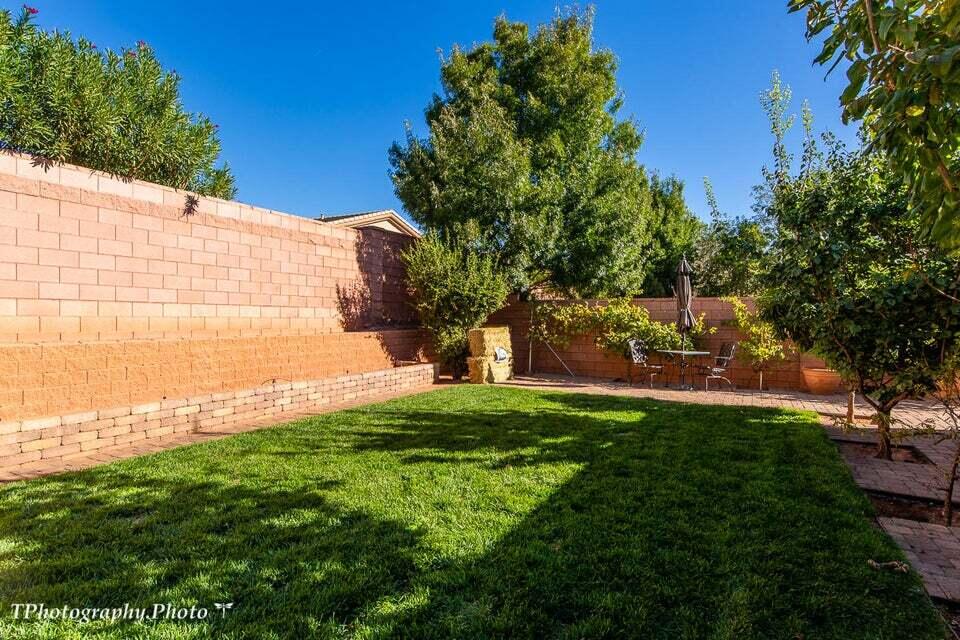 CORAL CANYON - Residential