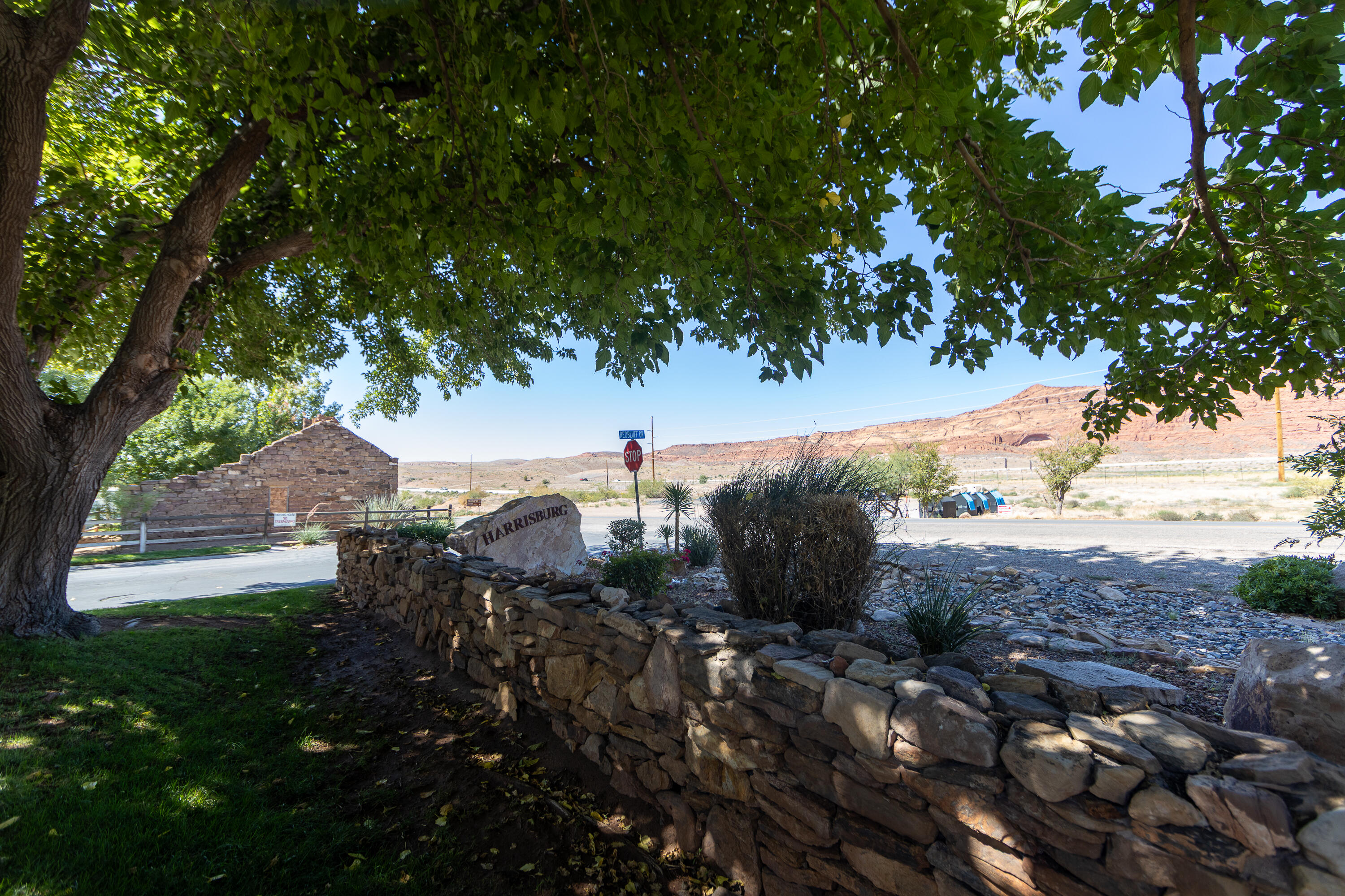 HARRISBURG LAKESIDE ESTATES - Residential