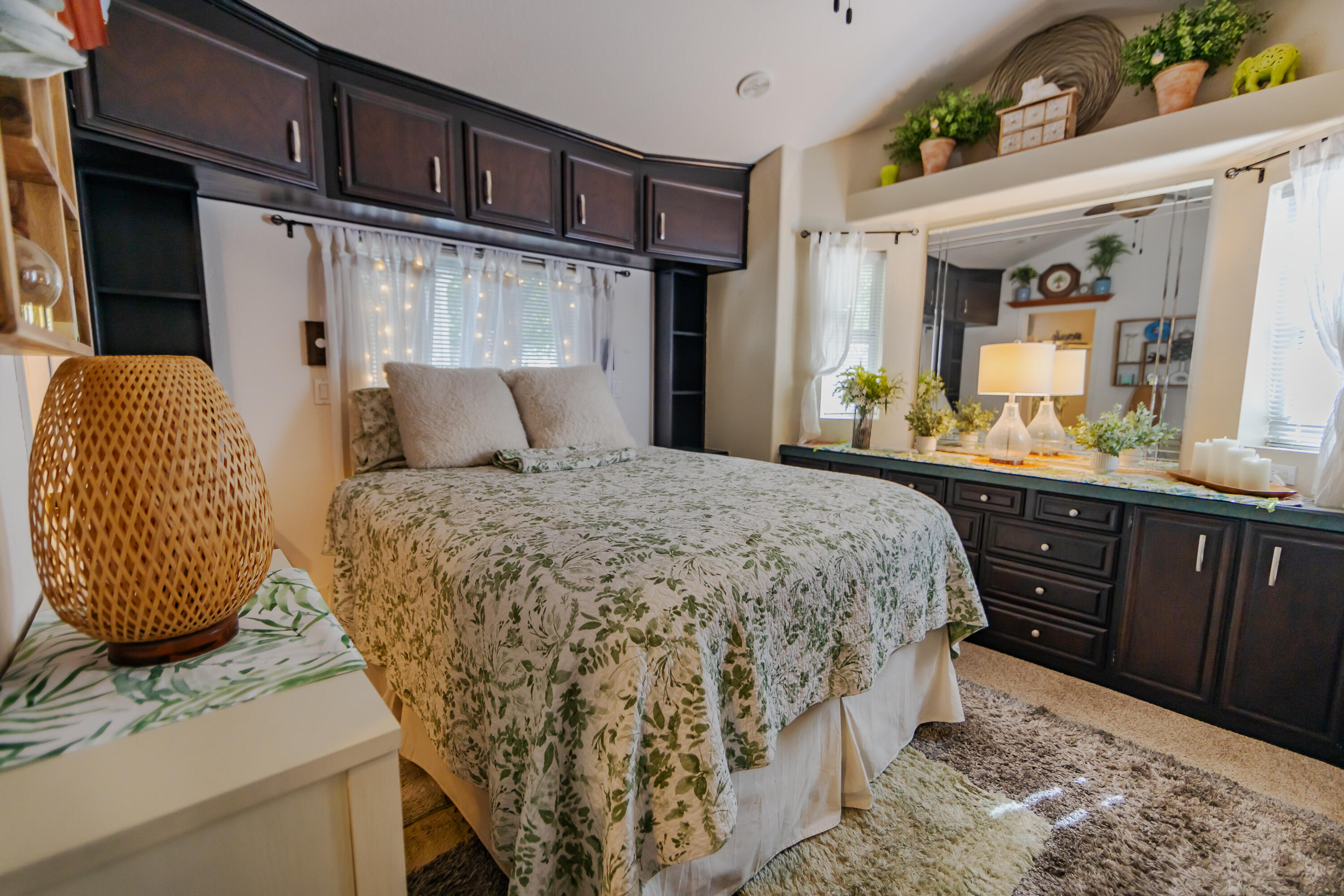 HARRISBURG LAKESIDE ESTATES - Residential