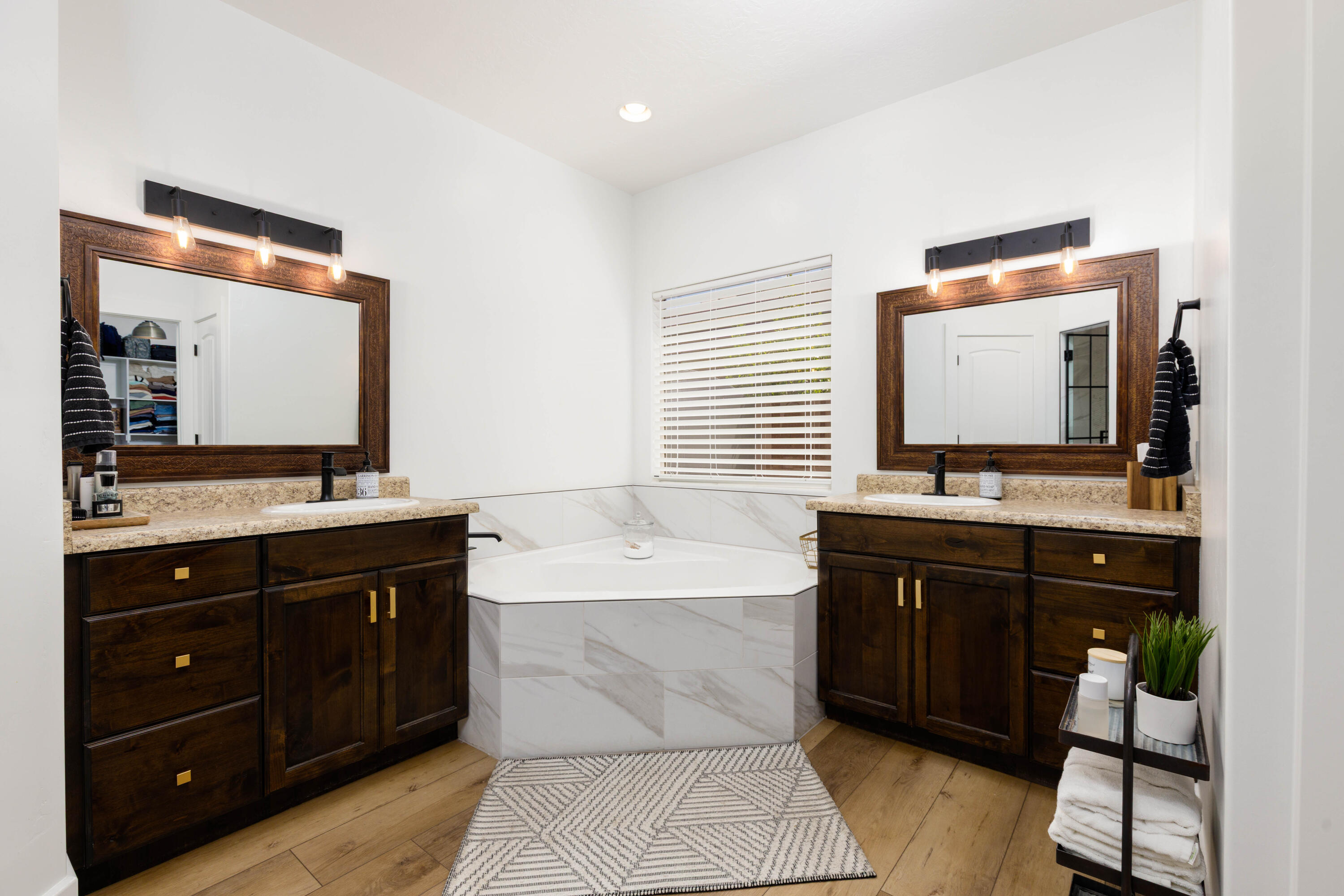 SILKWOOD - Residential