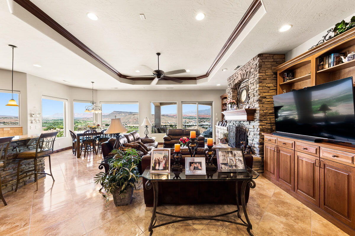 BELLA VIAGGIO - Residential