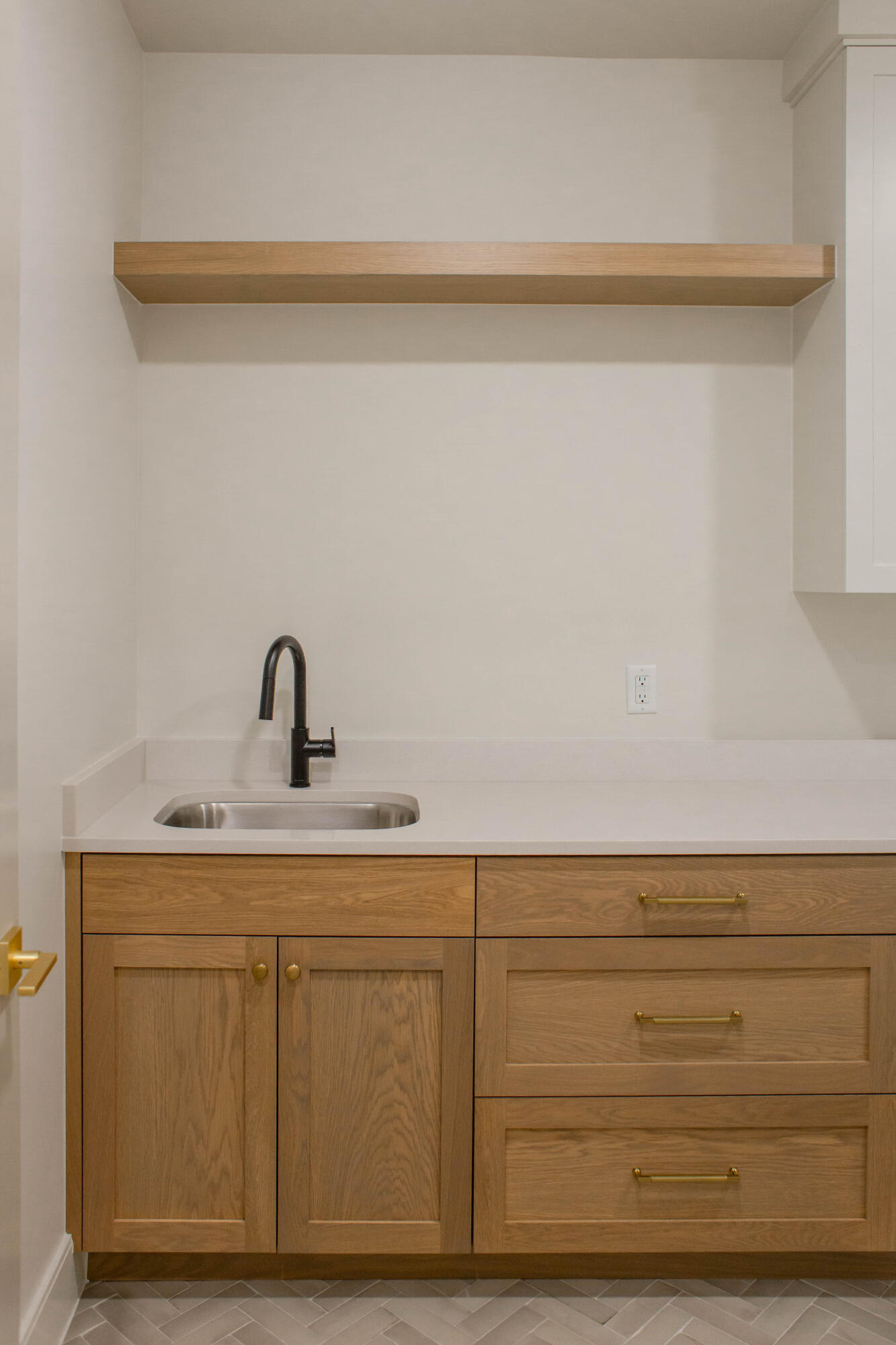 QUEENSRIDGE - Residential