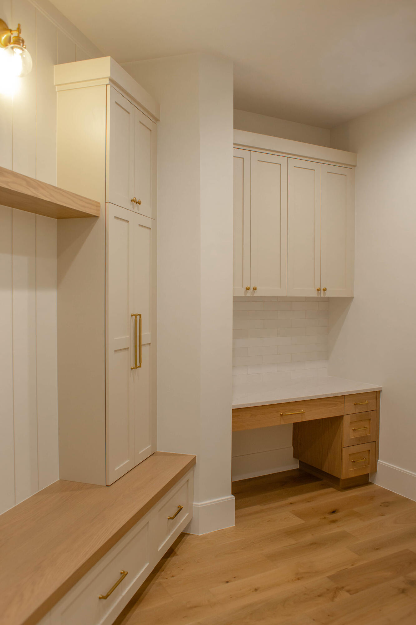 QUEENSRIDGE - Residential