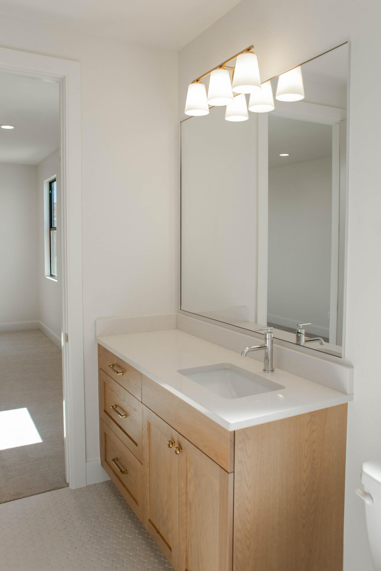 QUEENSRIDGE - Residential