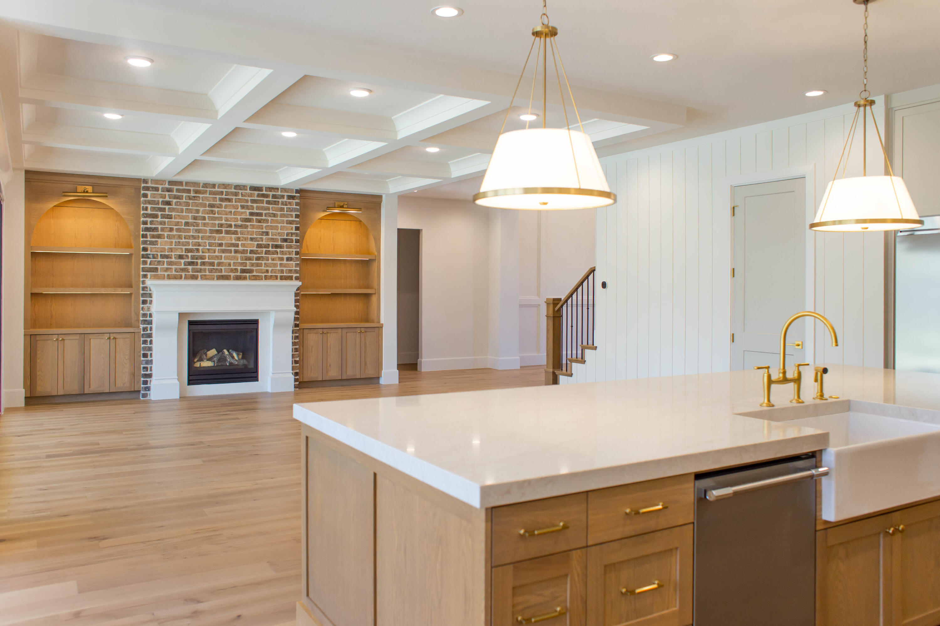 QUEENSRIDGE - Residential