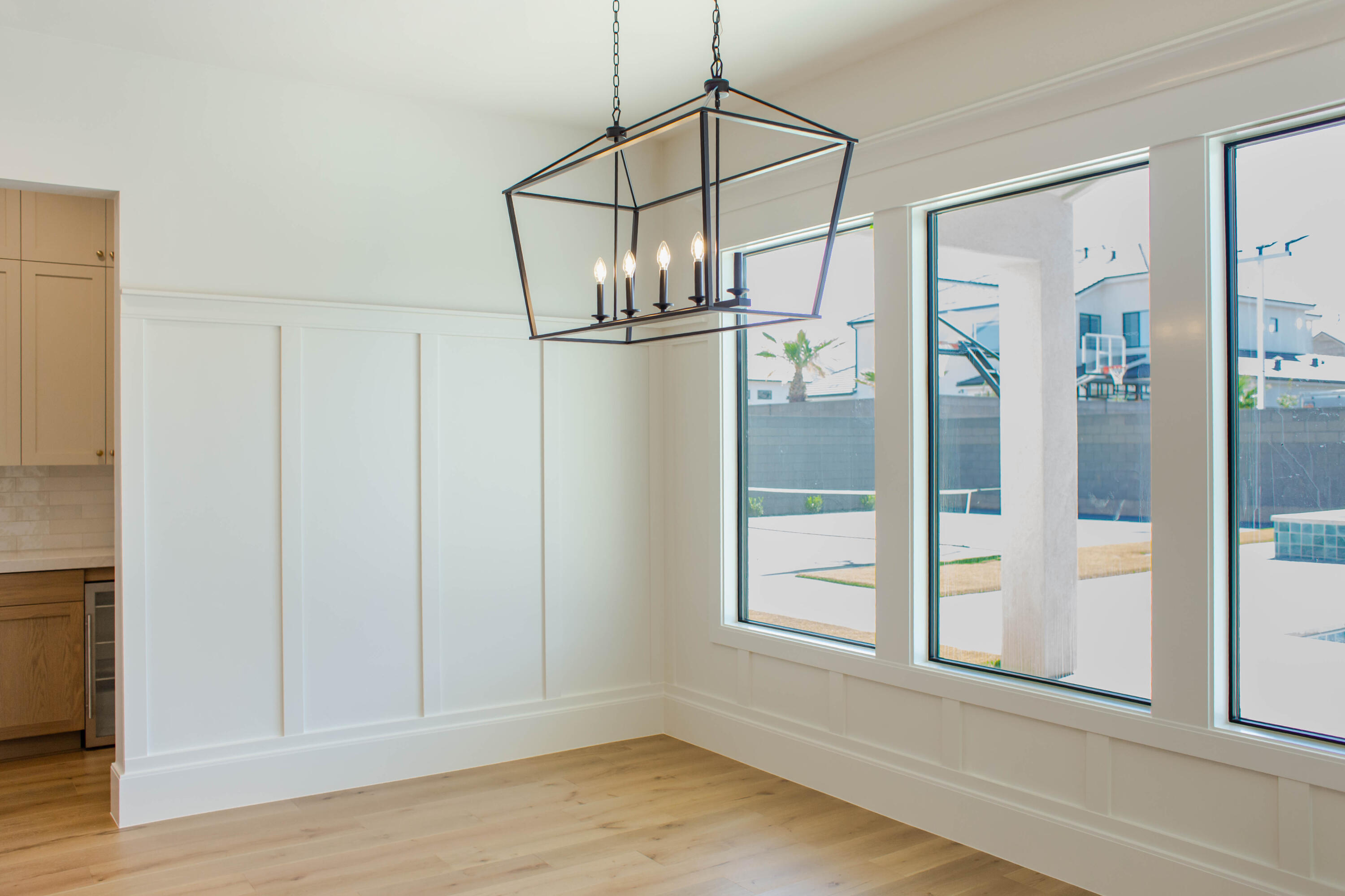 QUEENSRIDGE - Residential