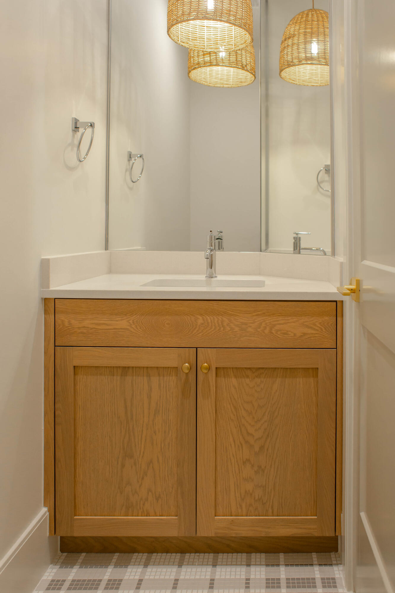 QUEENSRIDGE - Residential