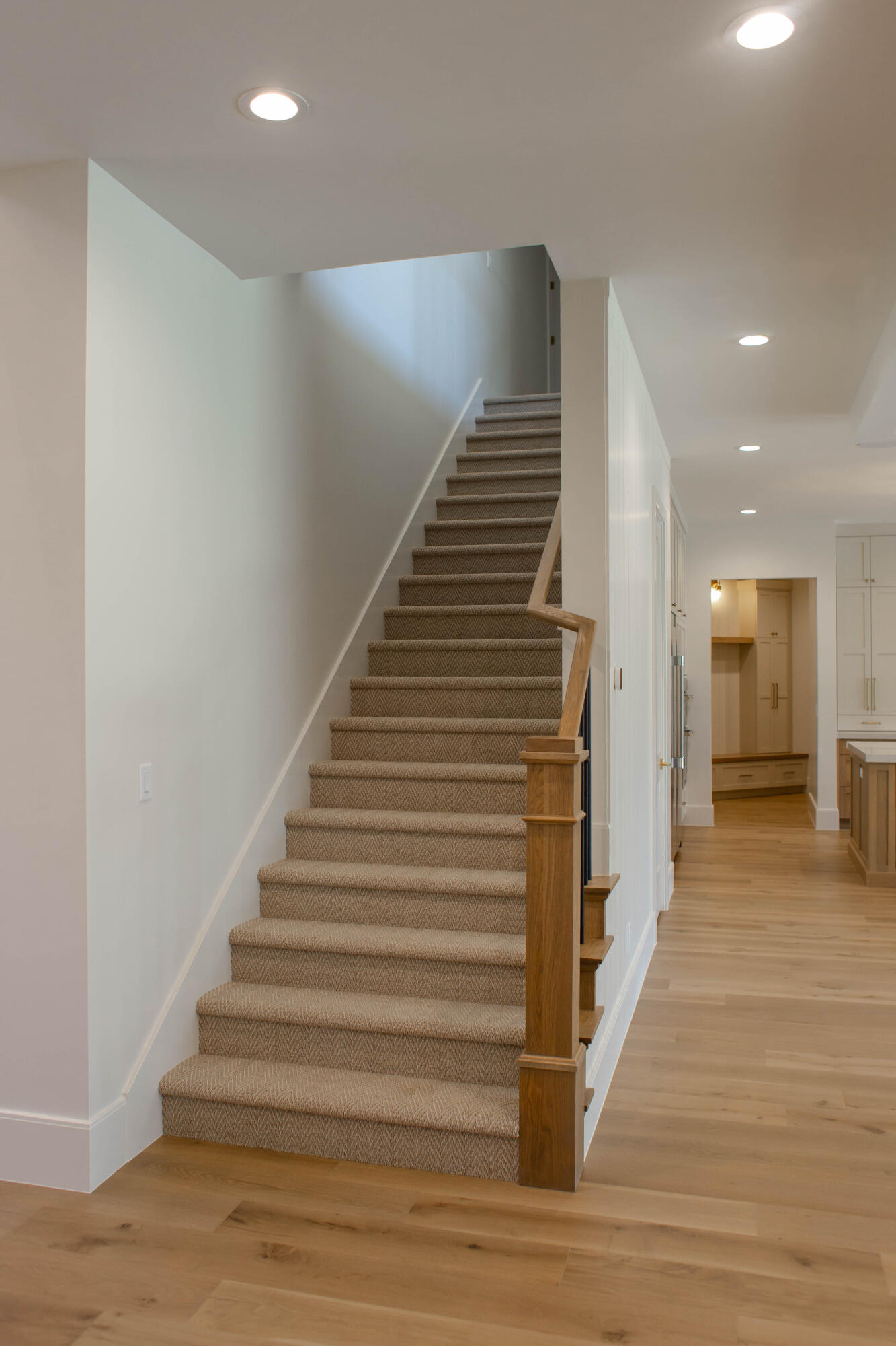 QUEENSRIDGE - Residential