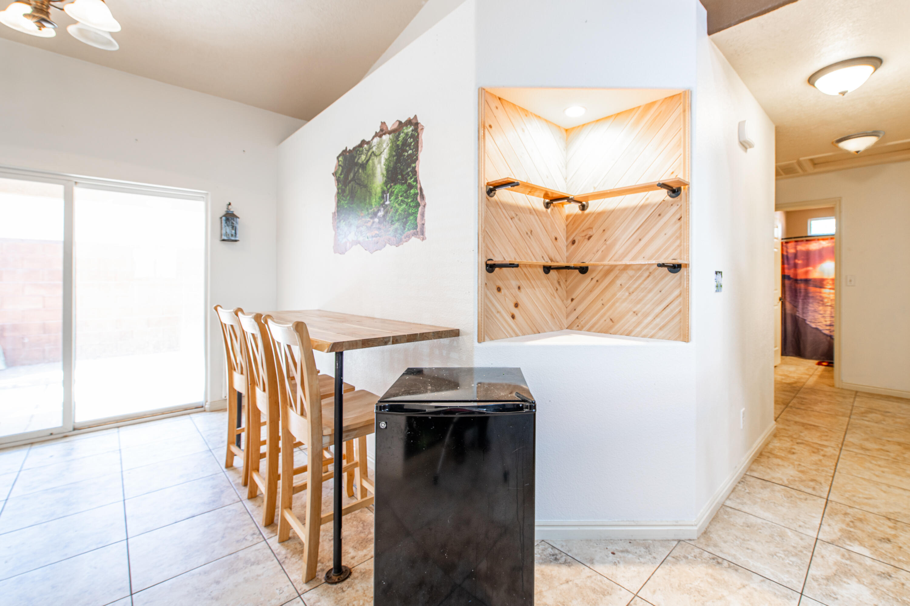 SHADOW CANYON - Residential