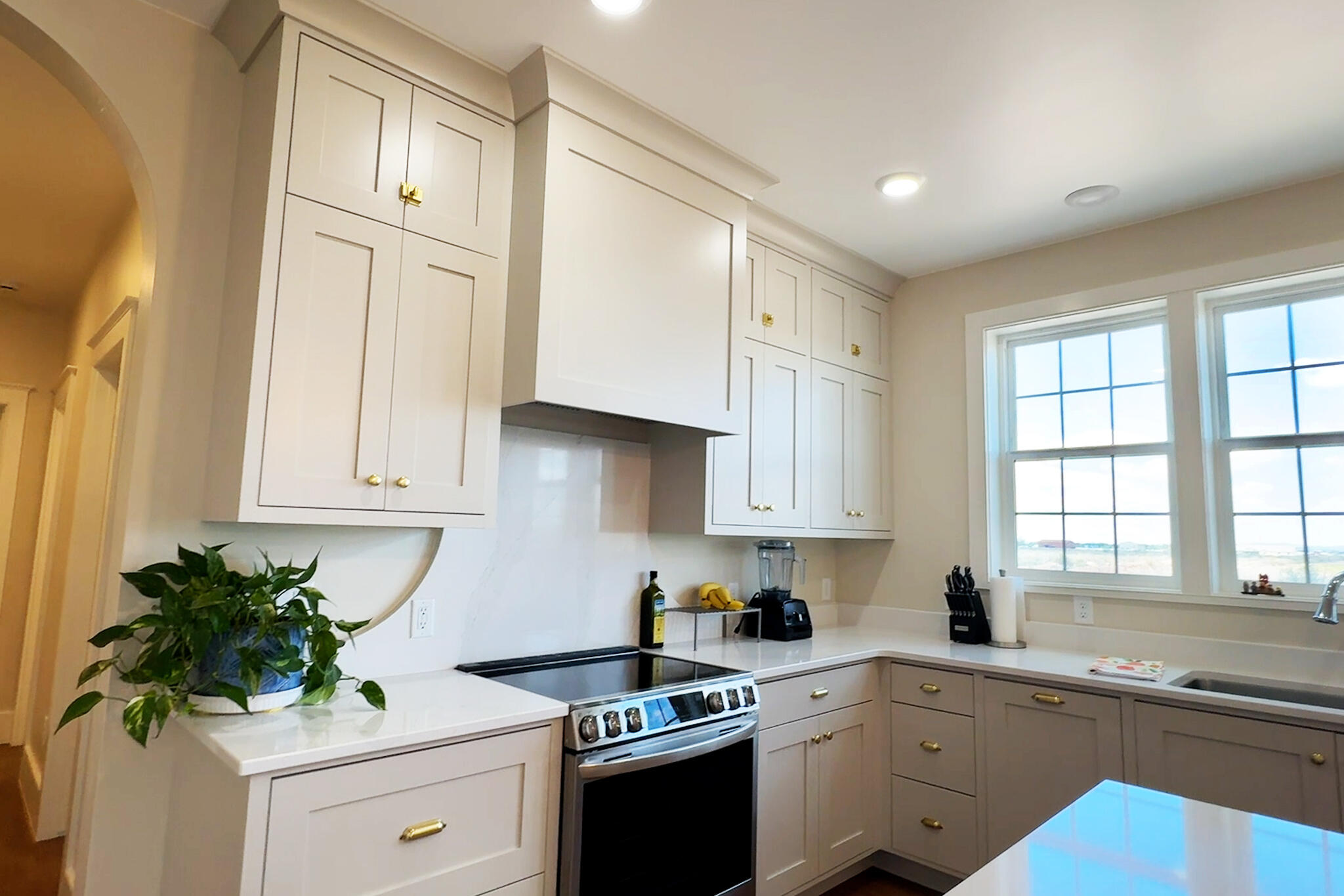 SUNRISE ESTATES - Residential