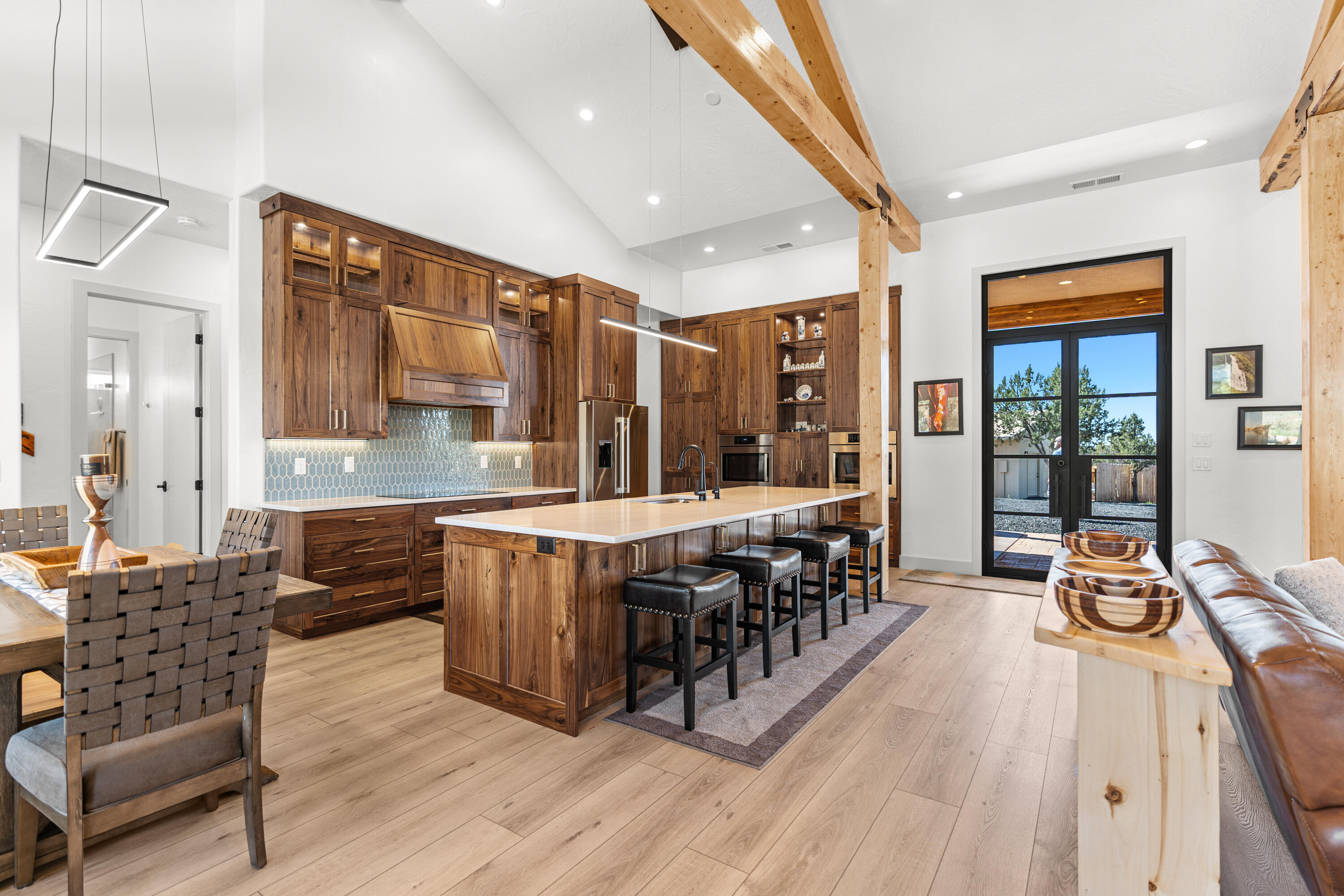 SOUTH ZION ESTATES - Residential