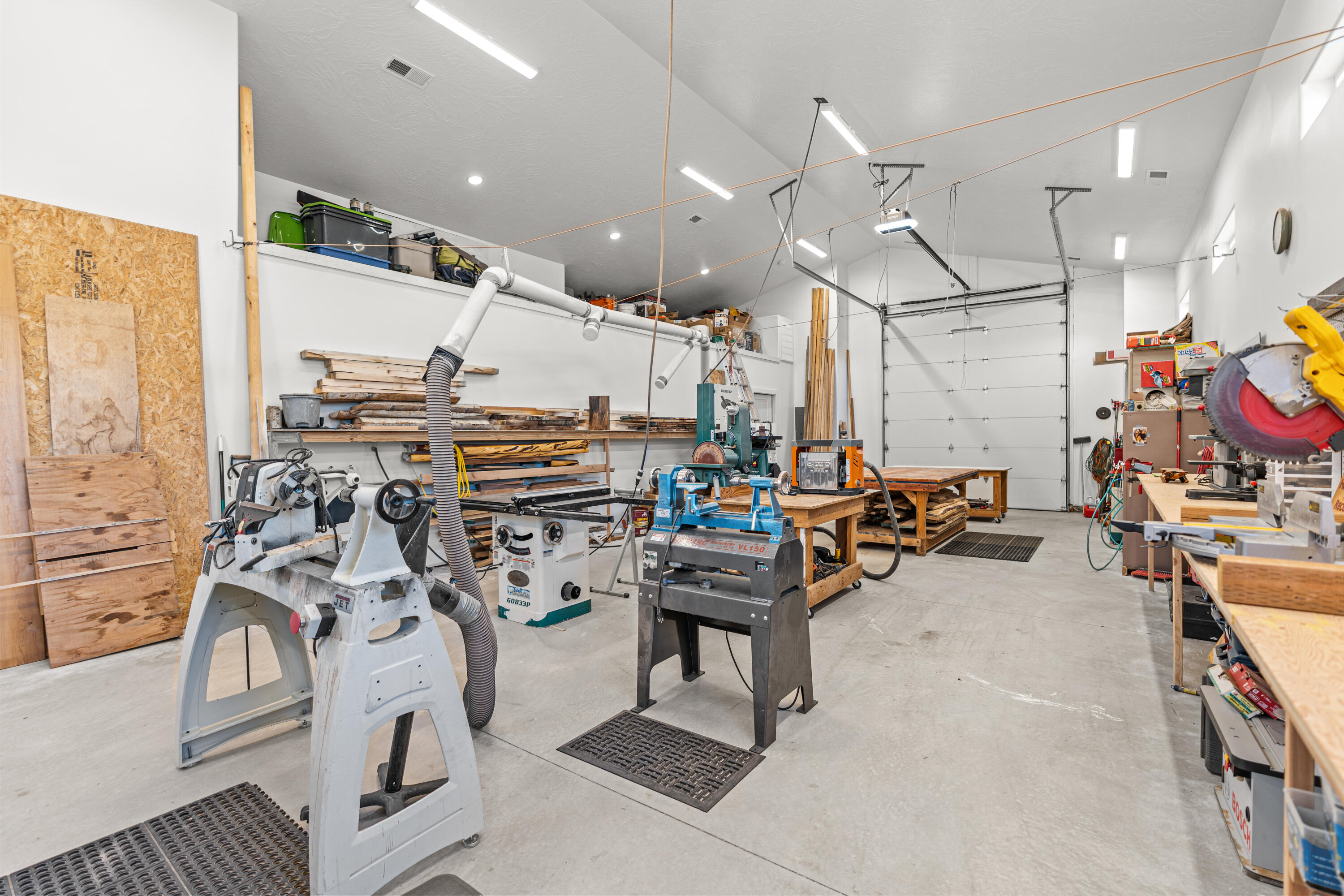 SOUTH ZION ESTATES - Residential