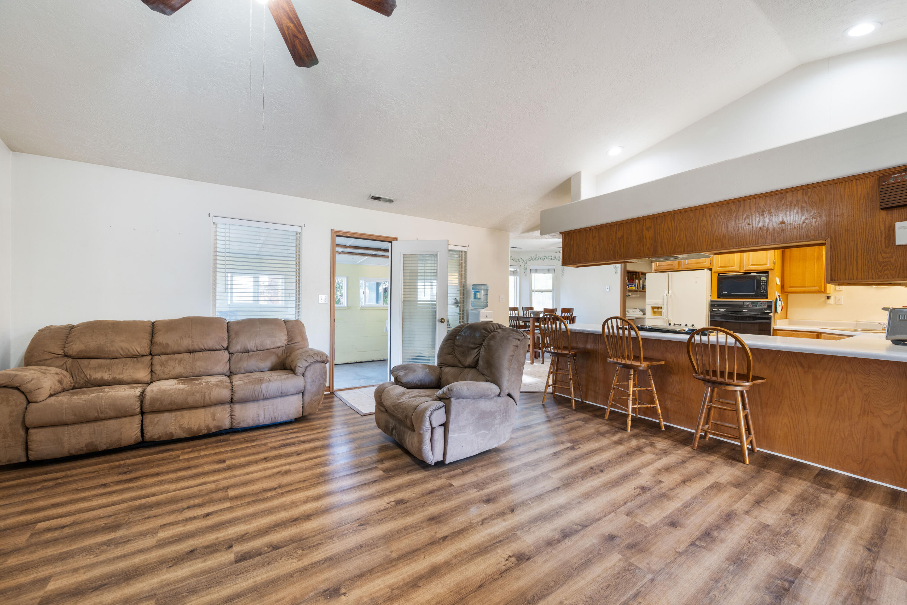 PINE VIEW ESTATES - Residential