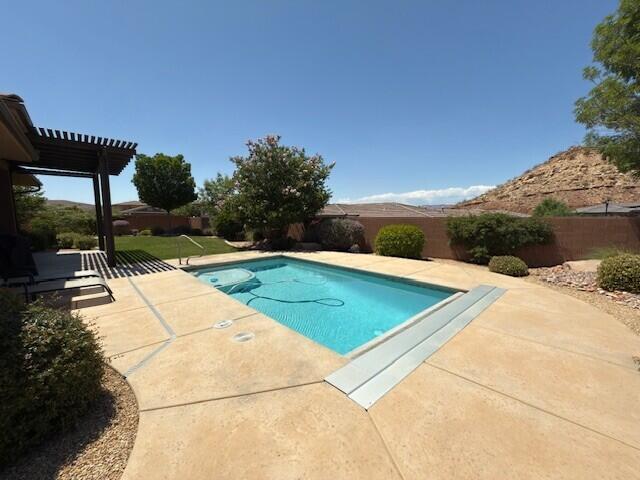 COTTAM COVE - Residential