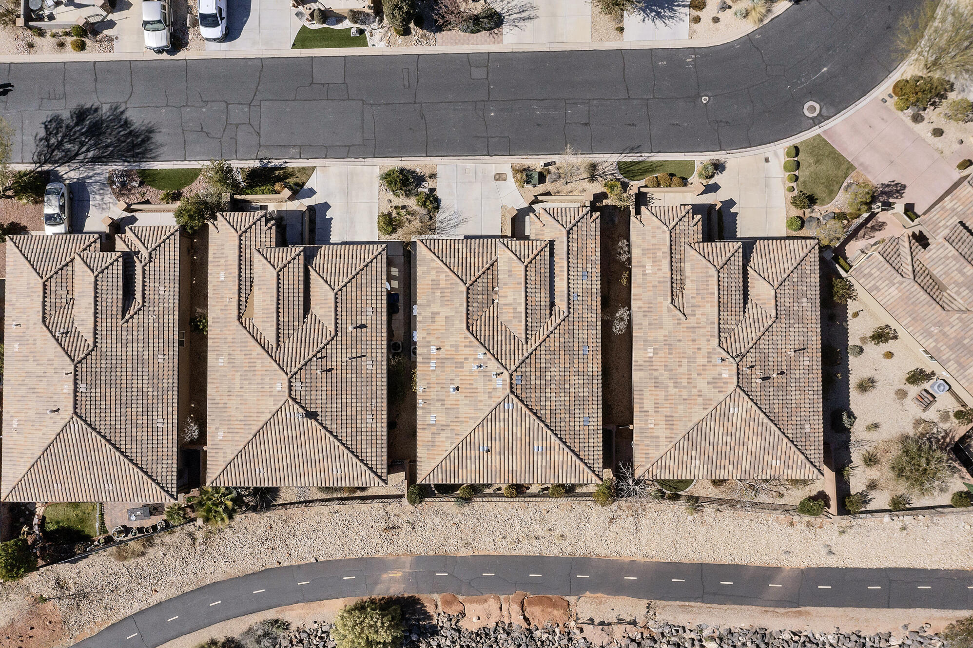 SIENNA HEIGHTS GARDEN HOMES - Residential