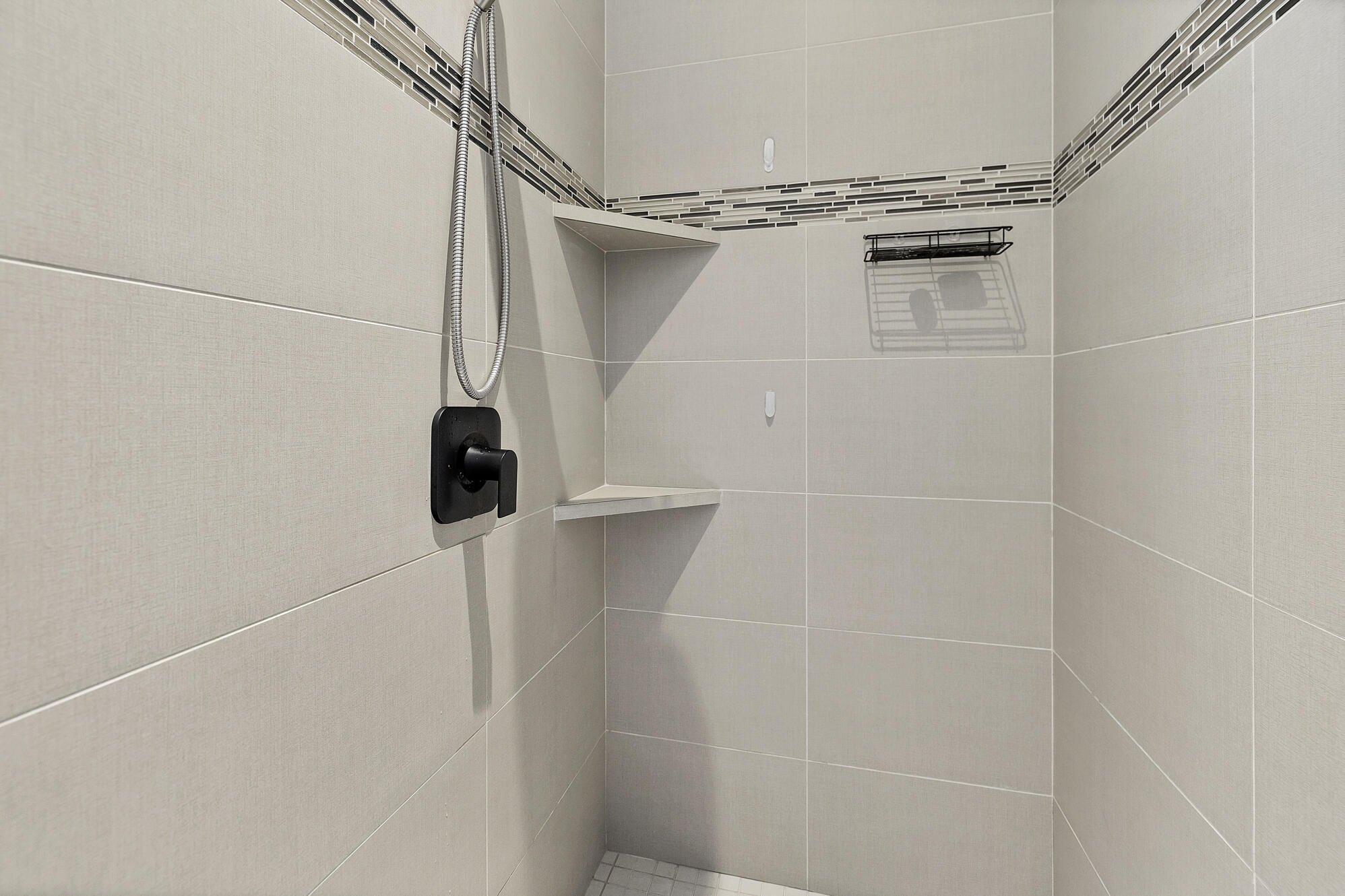 SIENNA HEIGHTS GARDEN HOMES - Residential