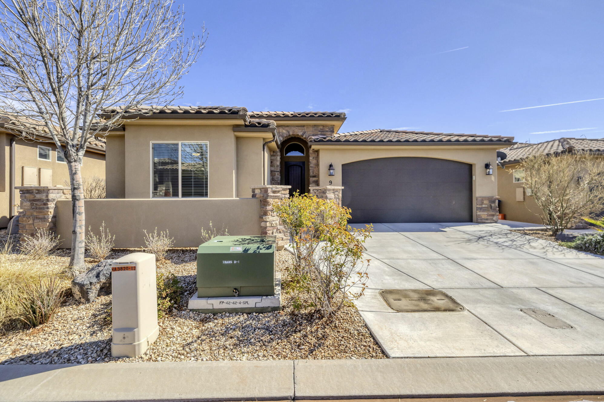 SIENNA HEIGHTS GARDEN HOMES - Residential