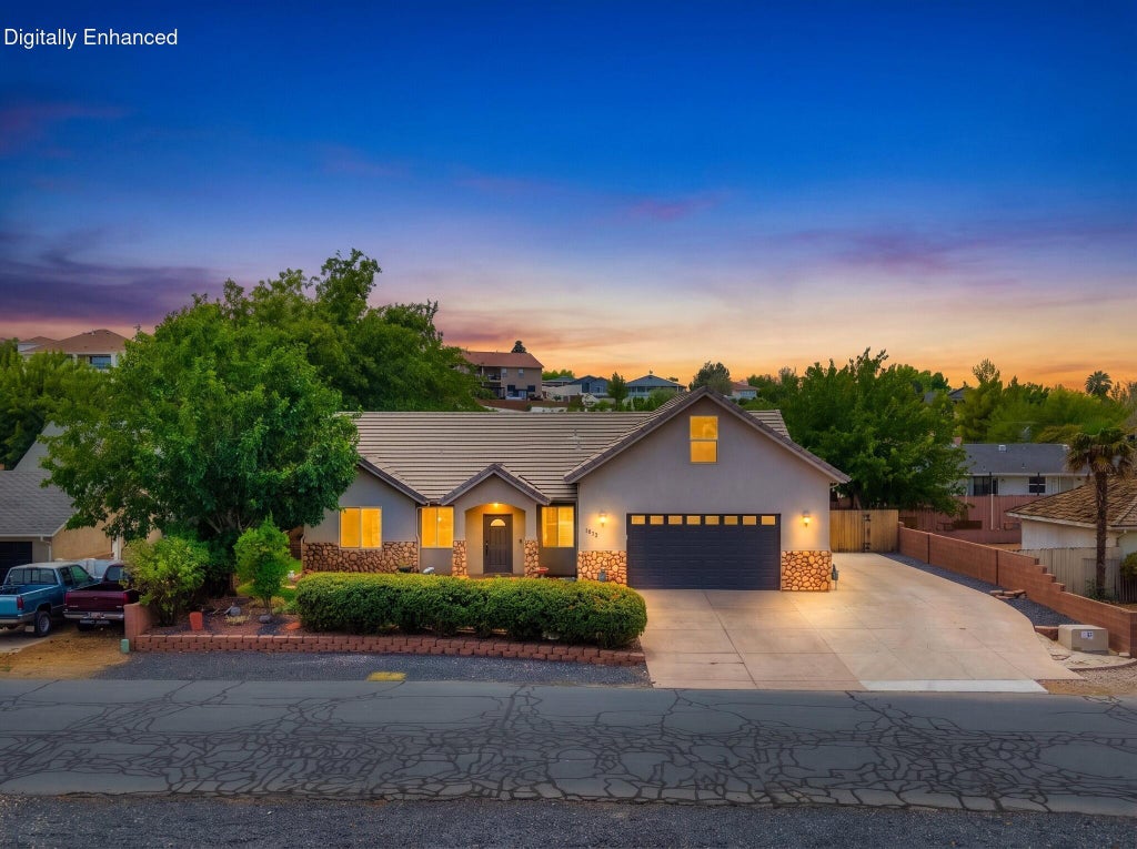 Photo of 1632 E Evergreen DR, Saint George, UT 84790 (MLS # 26-275127)