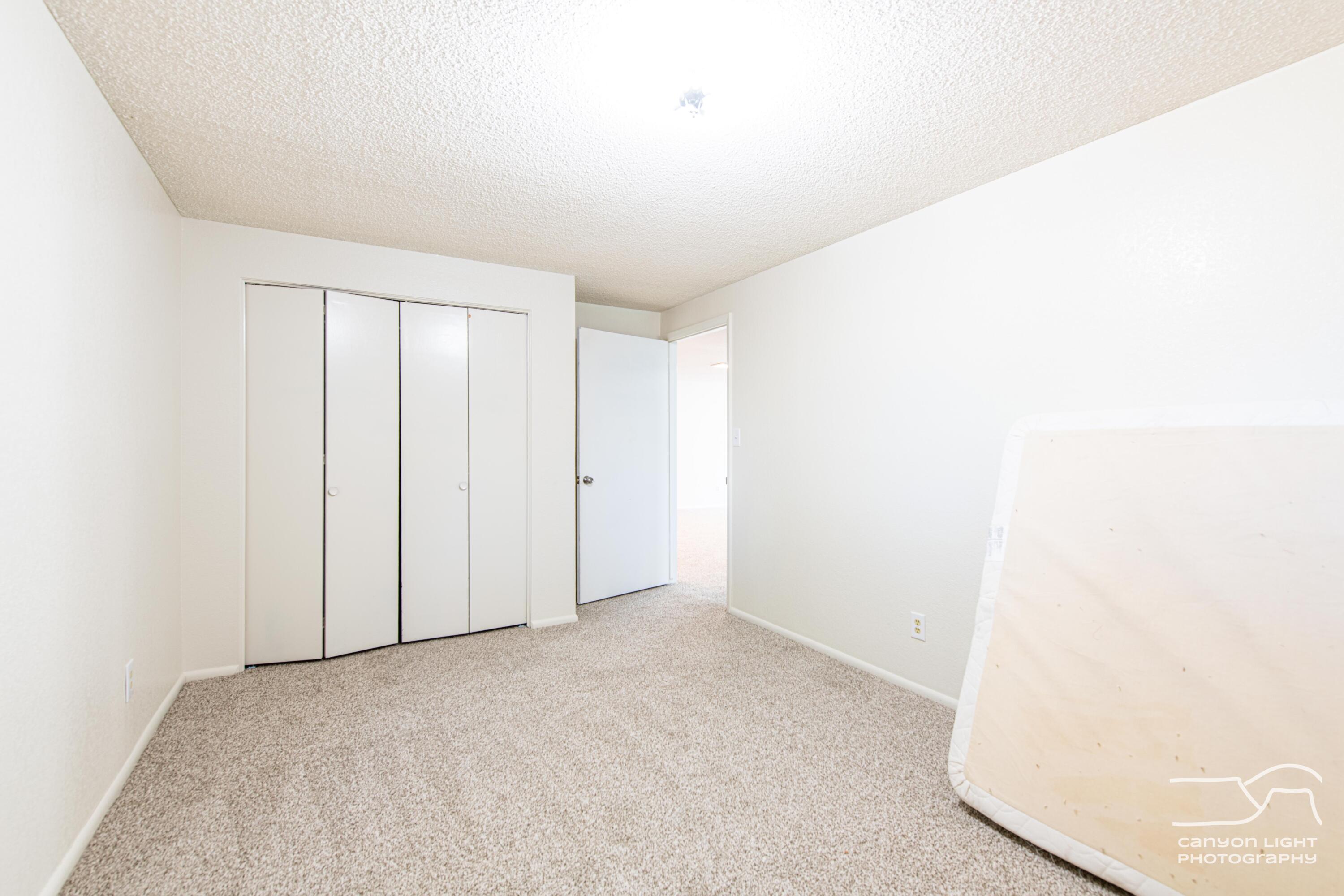 LAVERKIN TOWNSITE AND FIELD - Residential