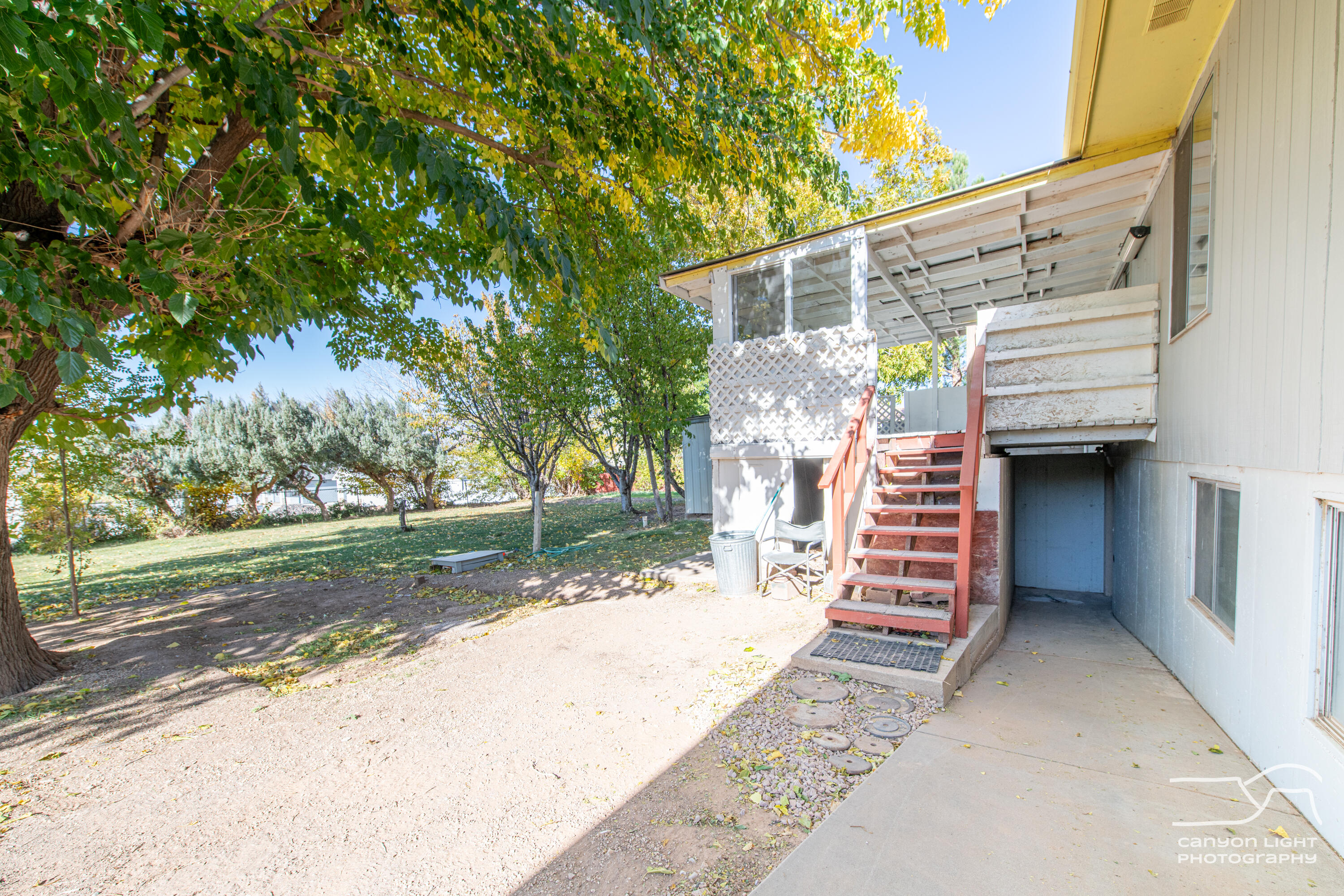 LAVERKIN TOWNSITE AND FIELD - Residential