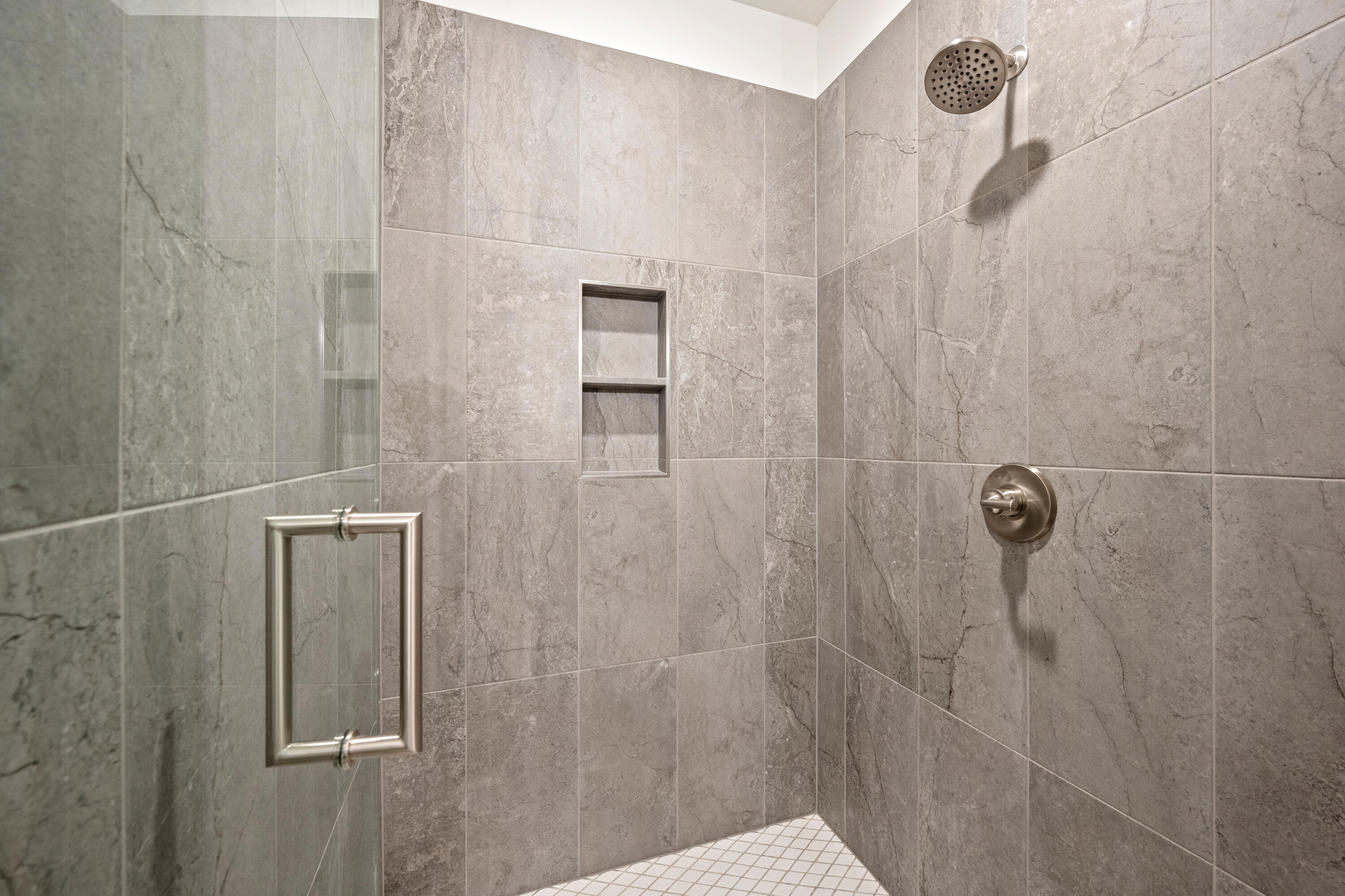 ATKINVILLE TOWNHOMES AT DESERT COLOR - Residential