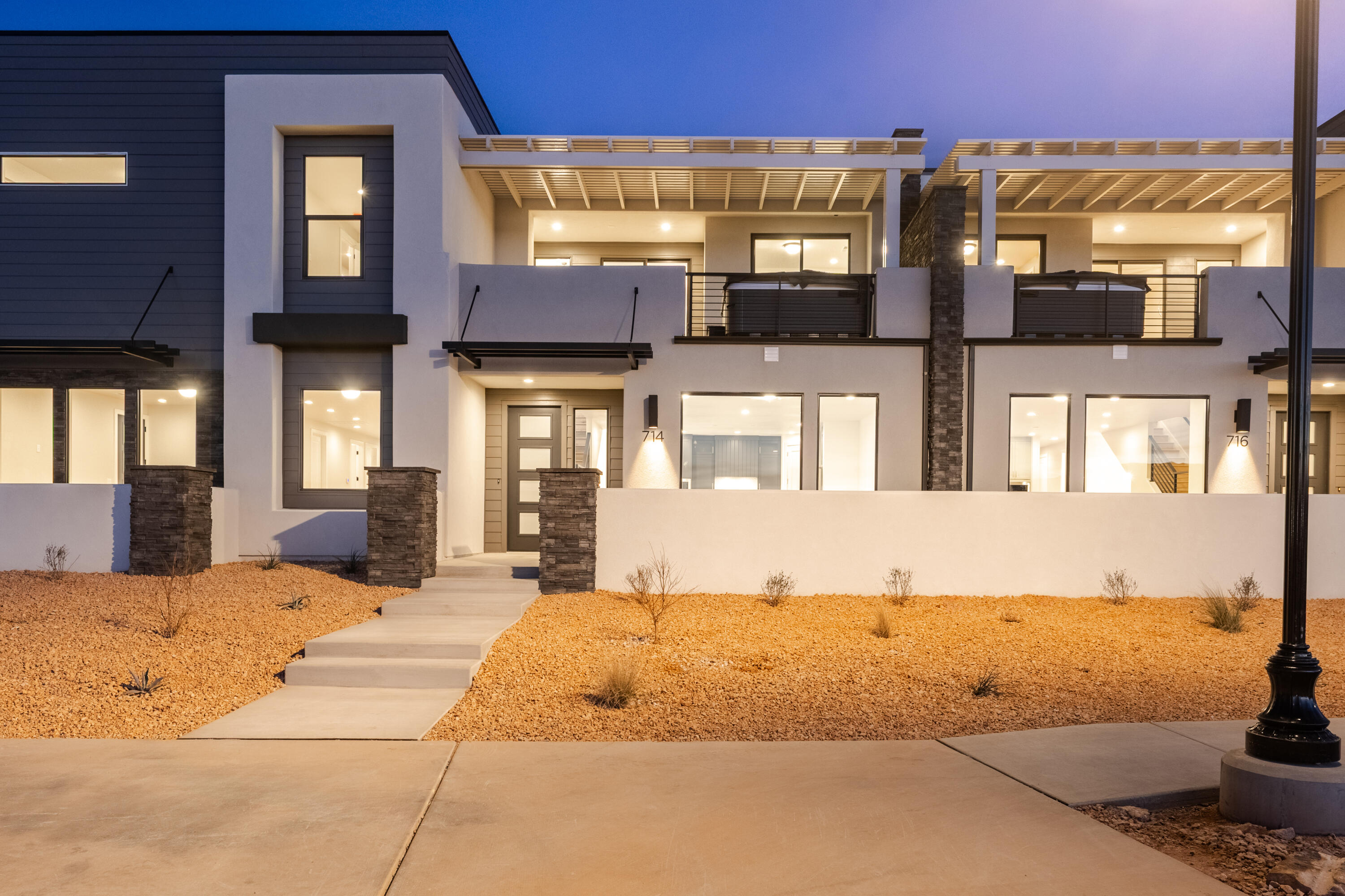 ATKINVILLE TOWNHOMES AT DESERT COLOR - Residential