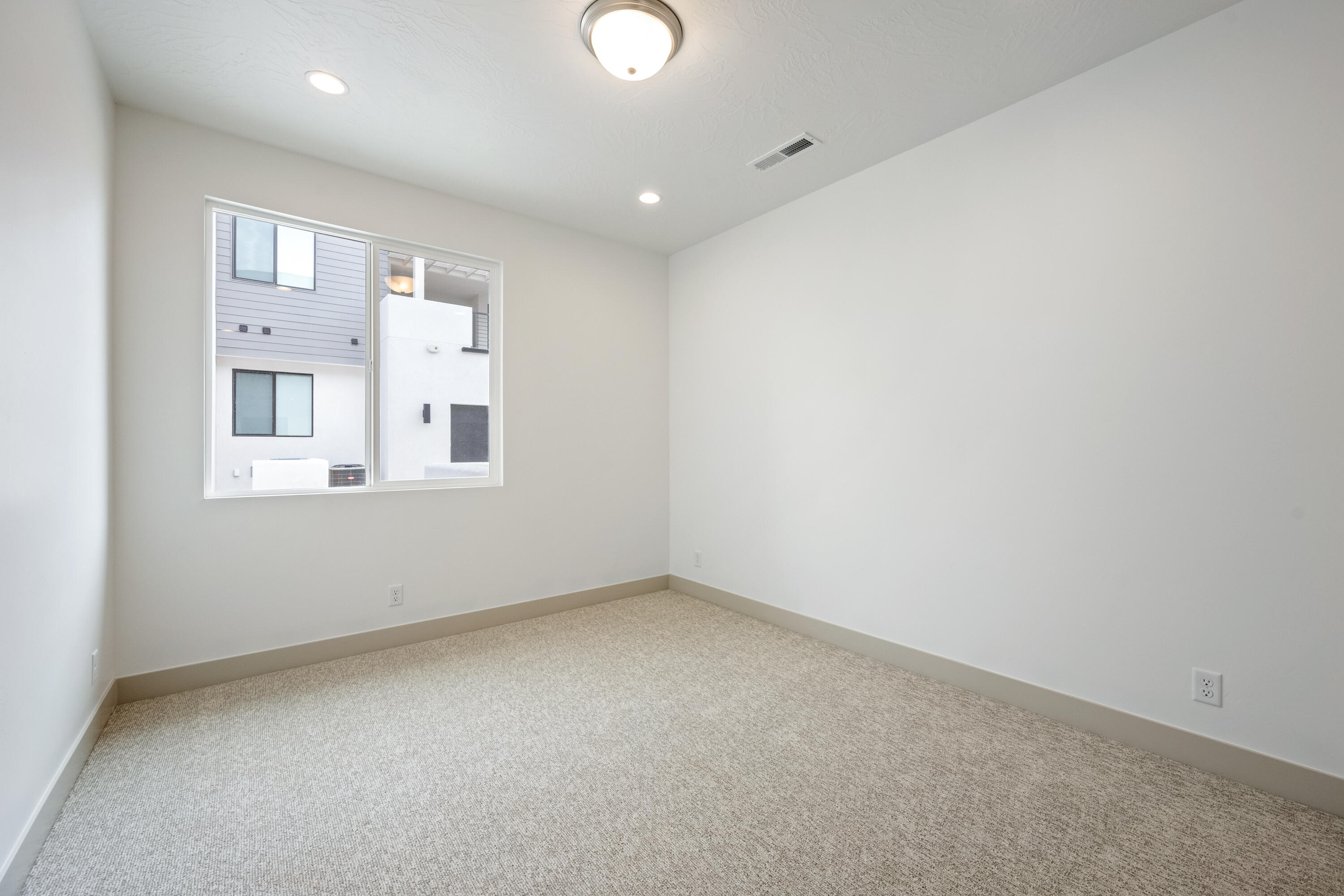 ATKINVILLE TOWNHOMES AT DESERT COLOR - Residential