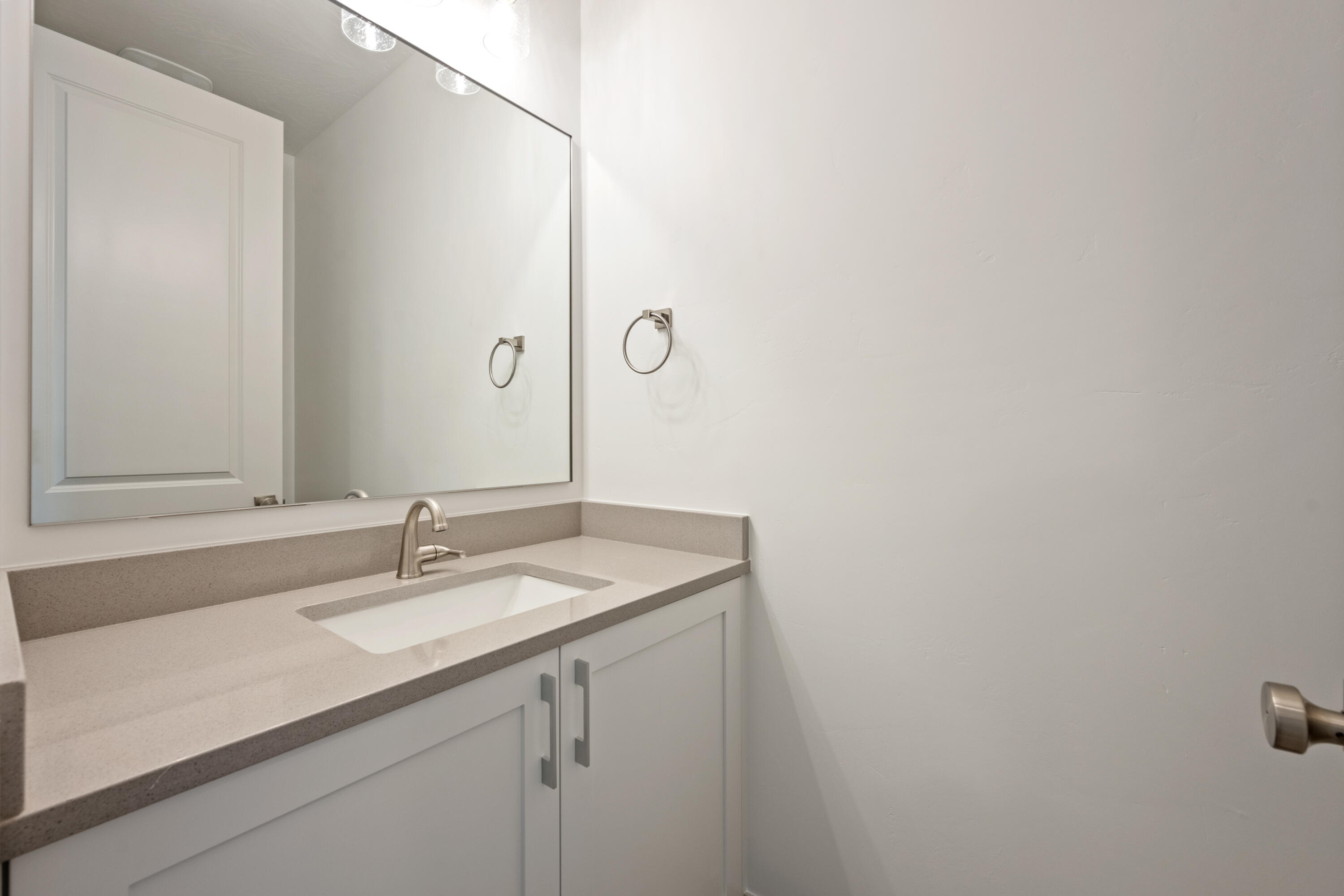 ATKINVILLE TOWNHOMES AT DESERT COLOR - Residential