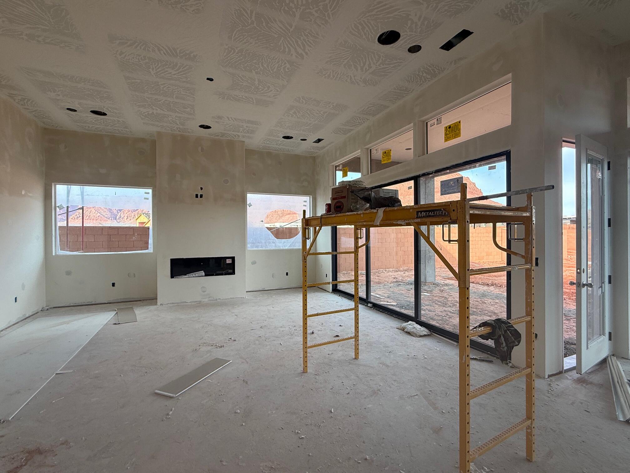 ONYX CANYON - Residential