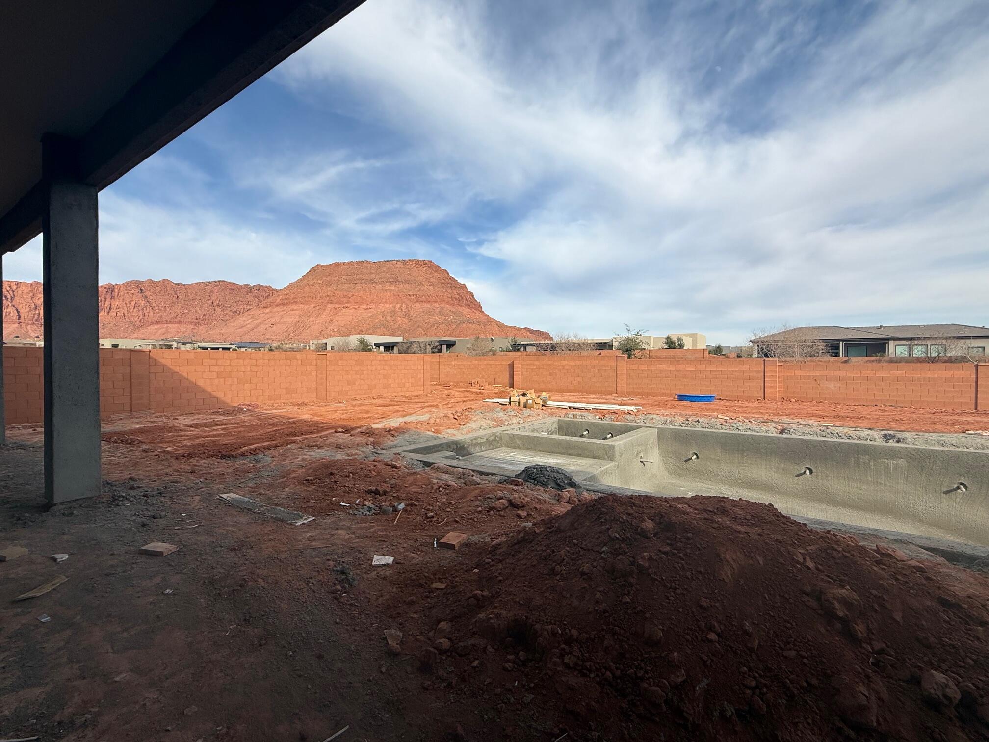 ONYX CANYON - Residential