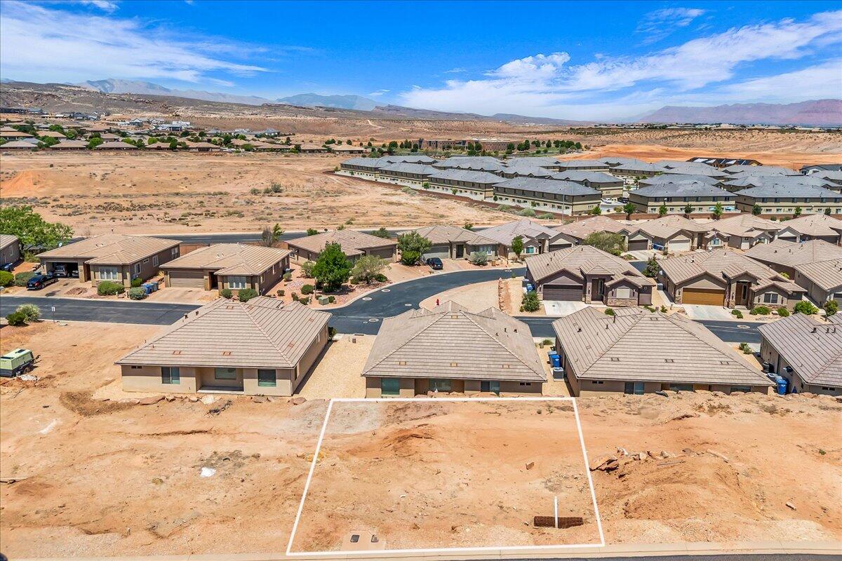 JOSHUAS AT SOUTHGATE - Land