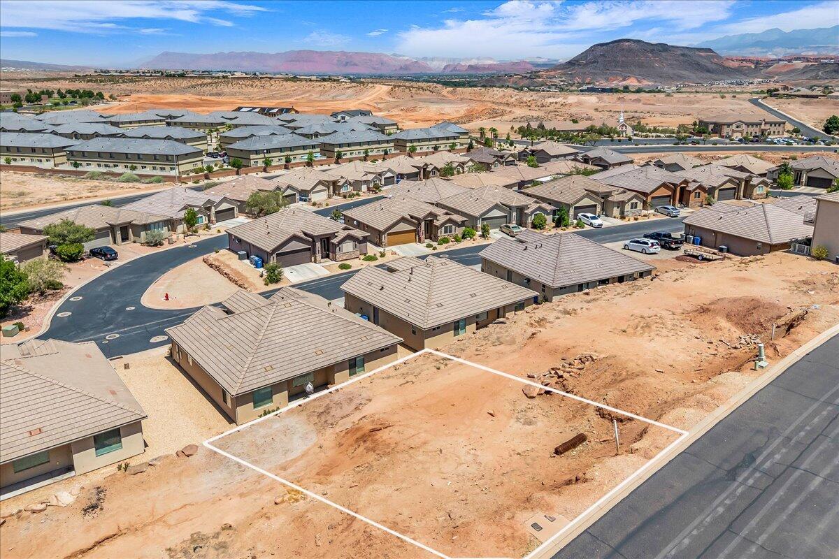 JOSHUAS AT SOUTHGATE - Land