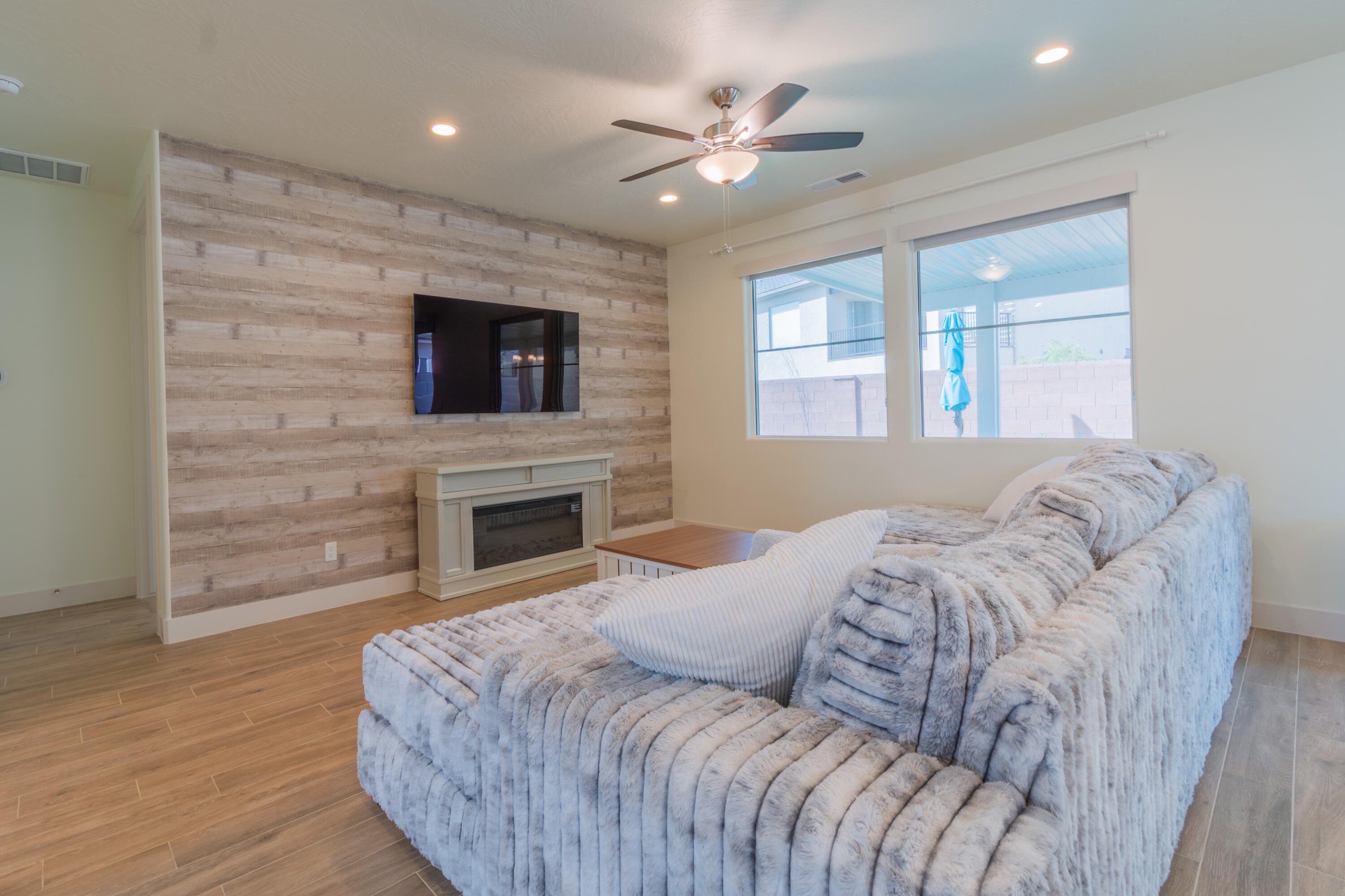 FIREROCK - Residential