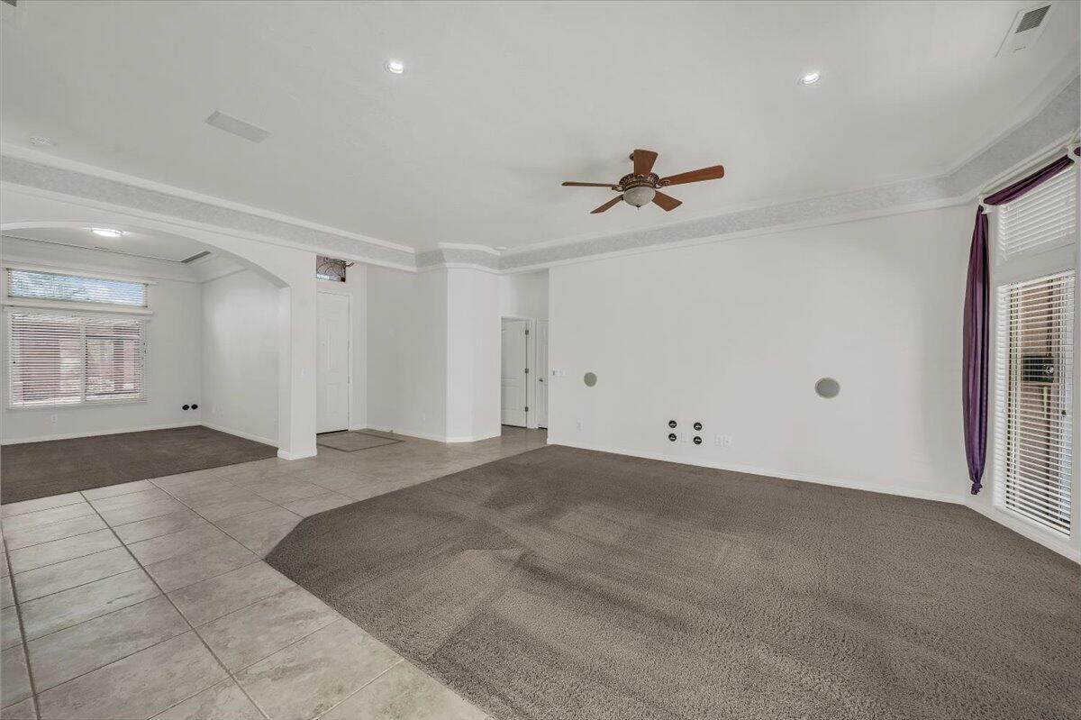 PARADISE CANYON - Residential