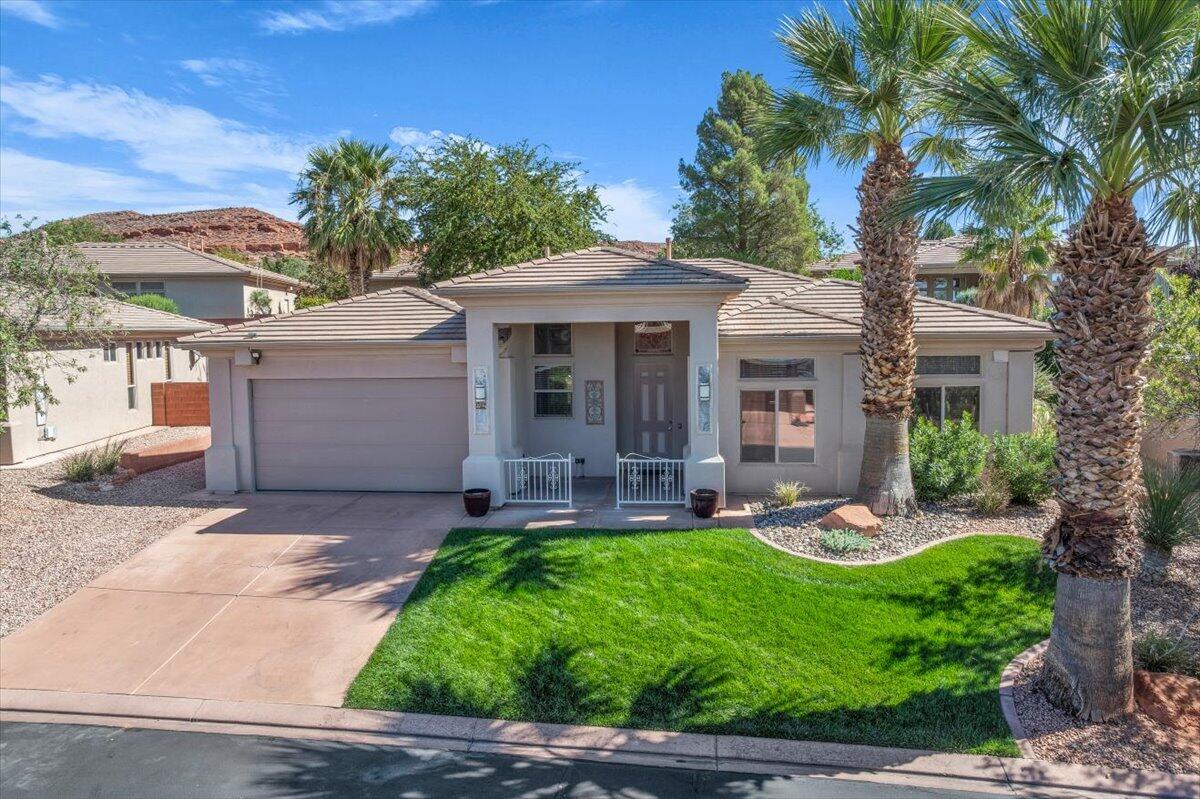 PARADISE CANYON - Residential