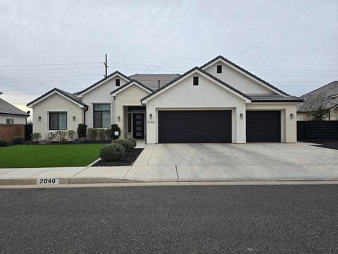 Photo of 2040 S 3010 E, Saint George, UT 84790 (MLS # 26-269289)