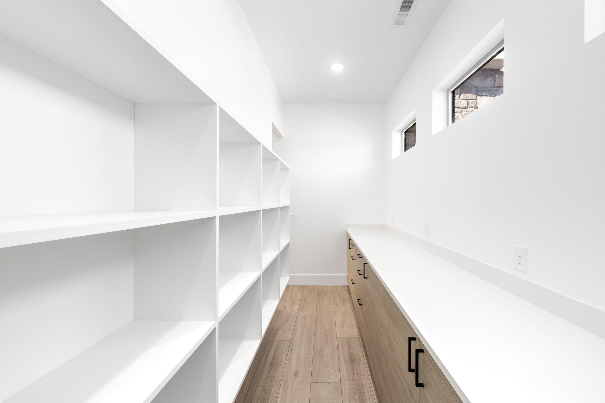 STONE COVE - Residential