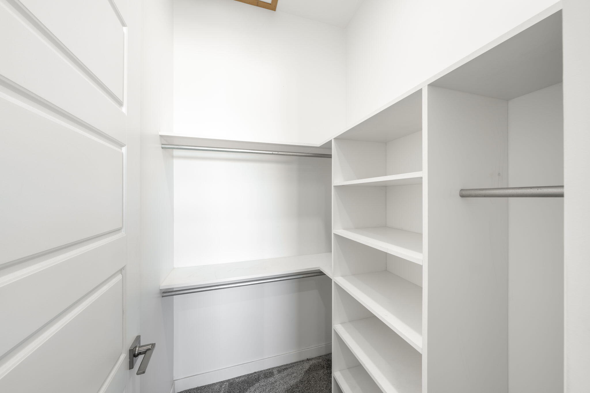 STONE COVE - Residential