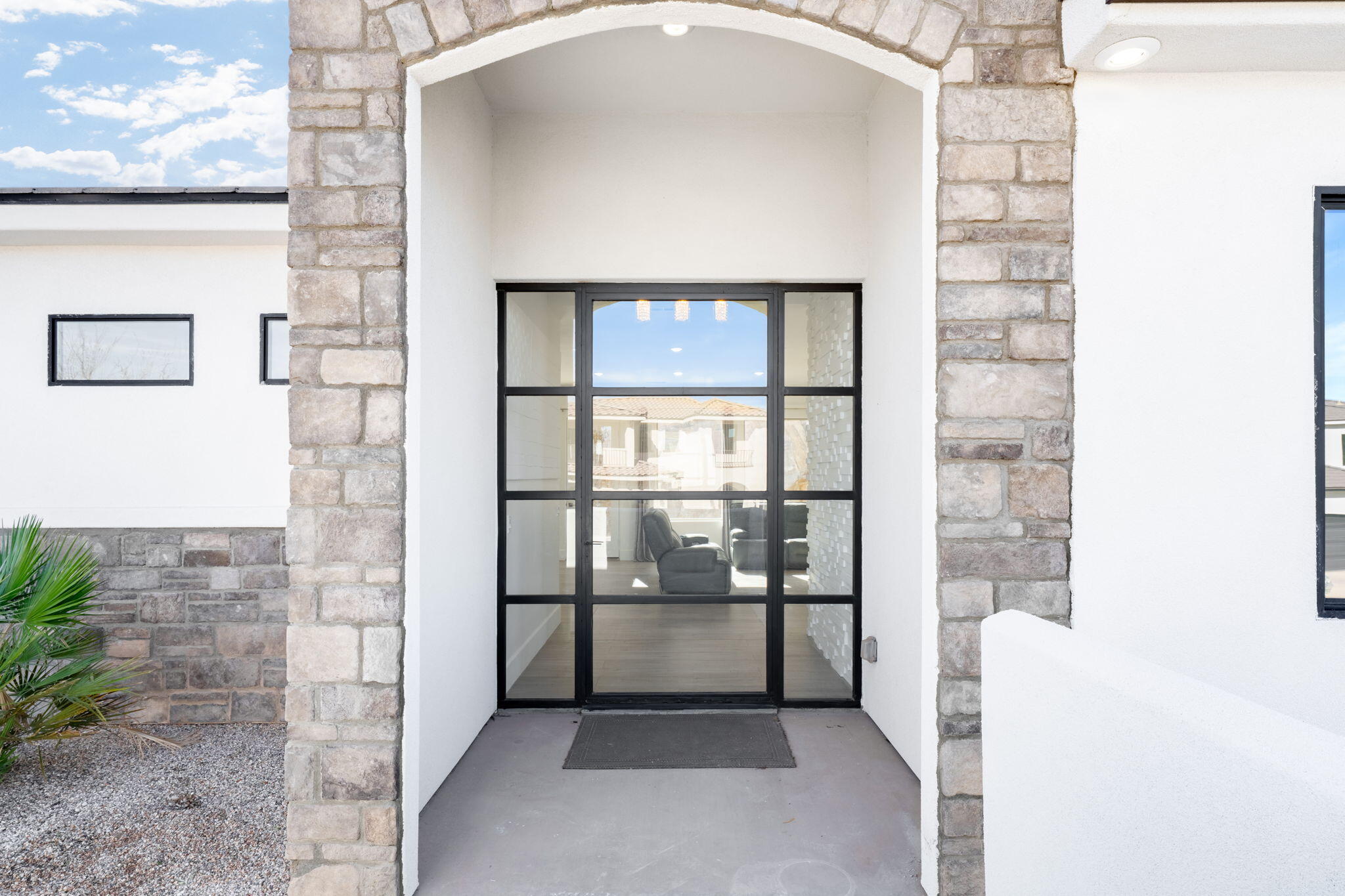 STONE COVE - Residential