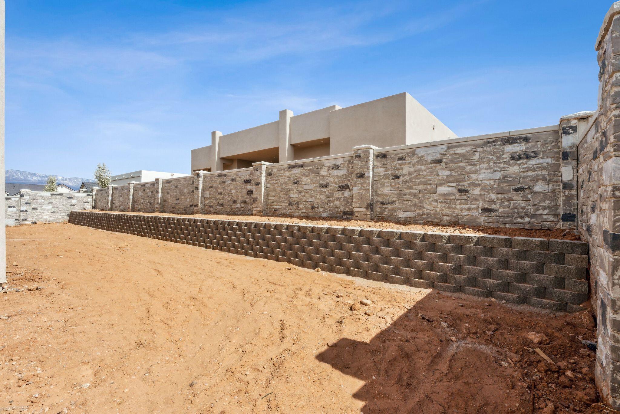 HAWKEYE POINTE SUB - Residential