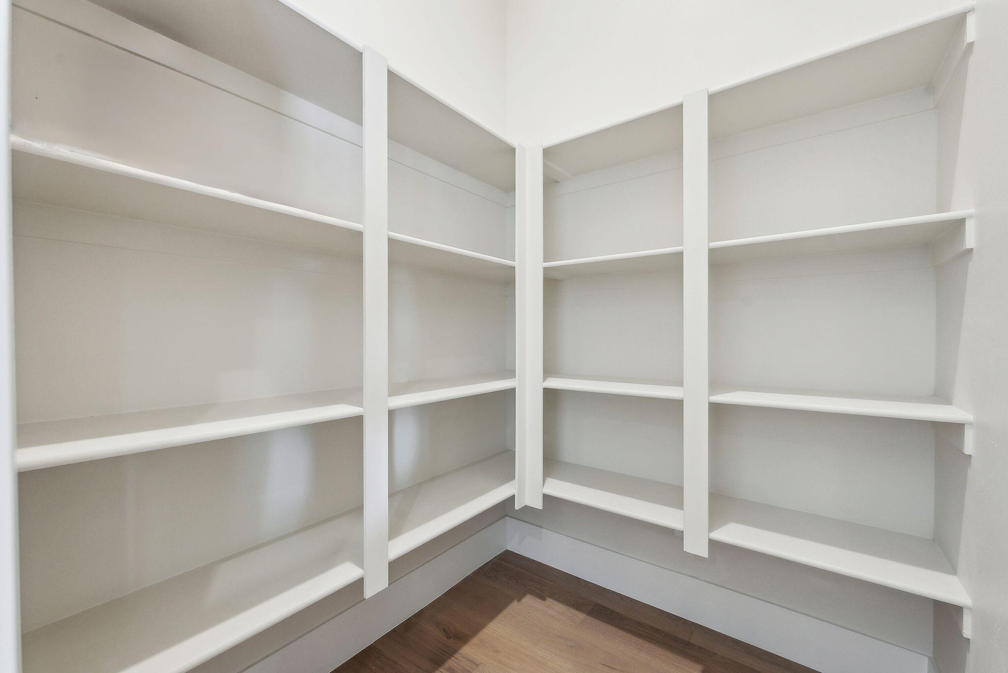 HAWKEYE POINTE SUB - Residential