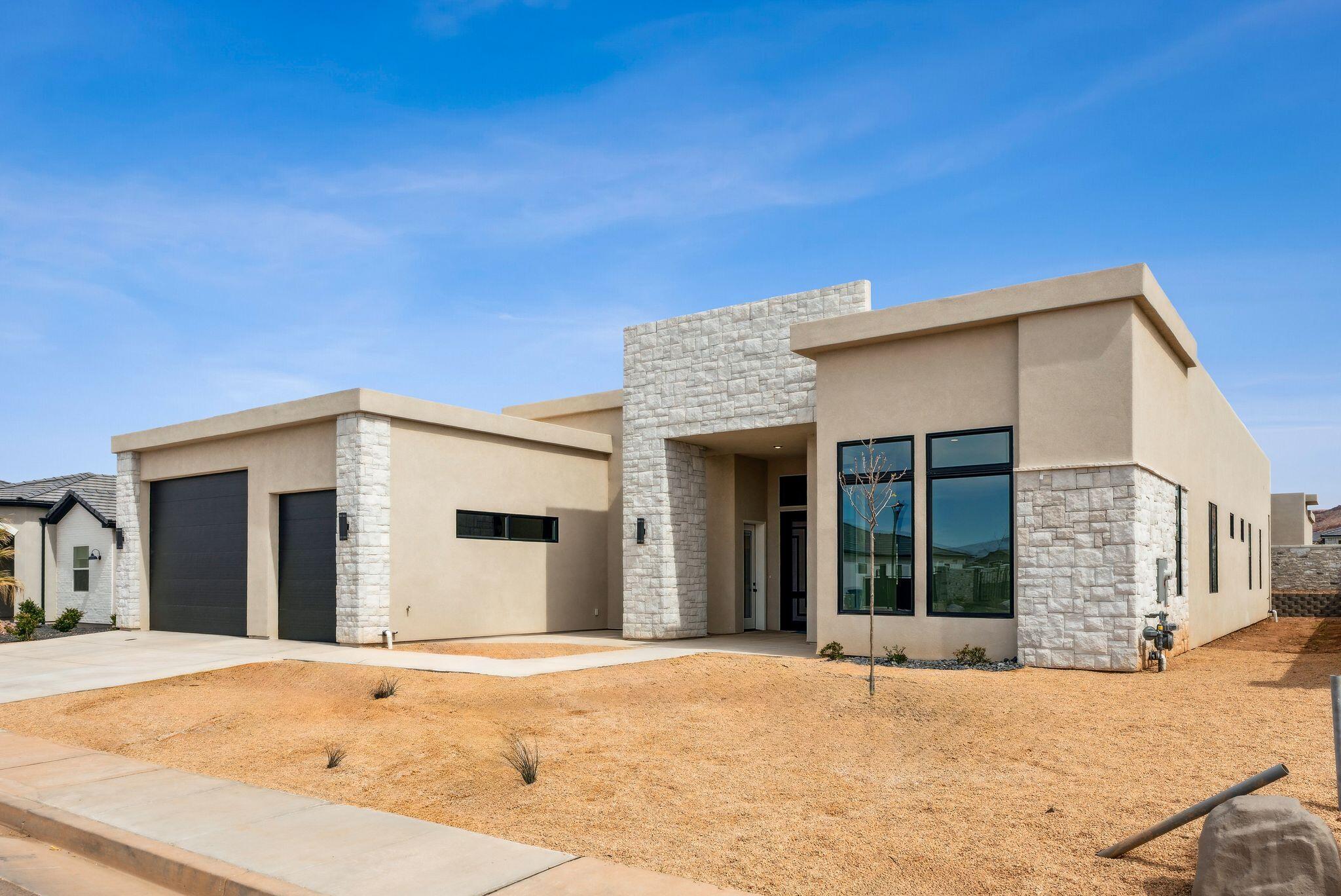 HAWKEYE POINTE SUB - Residential