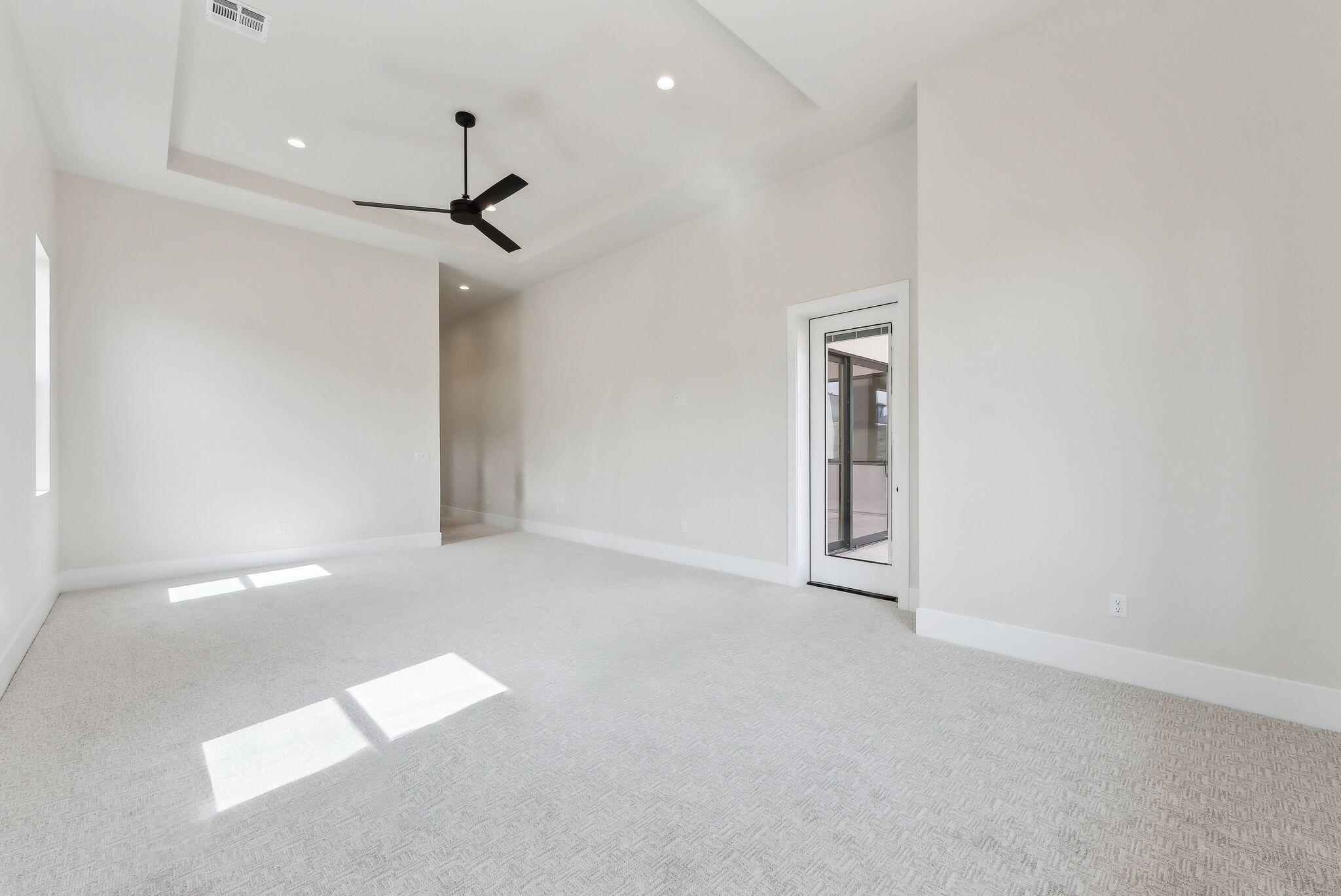 HAWKEYE POINTE SUB - Residential